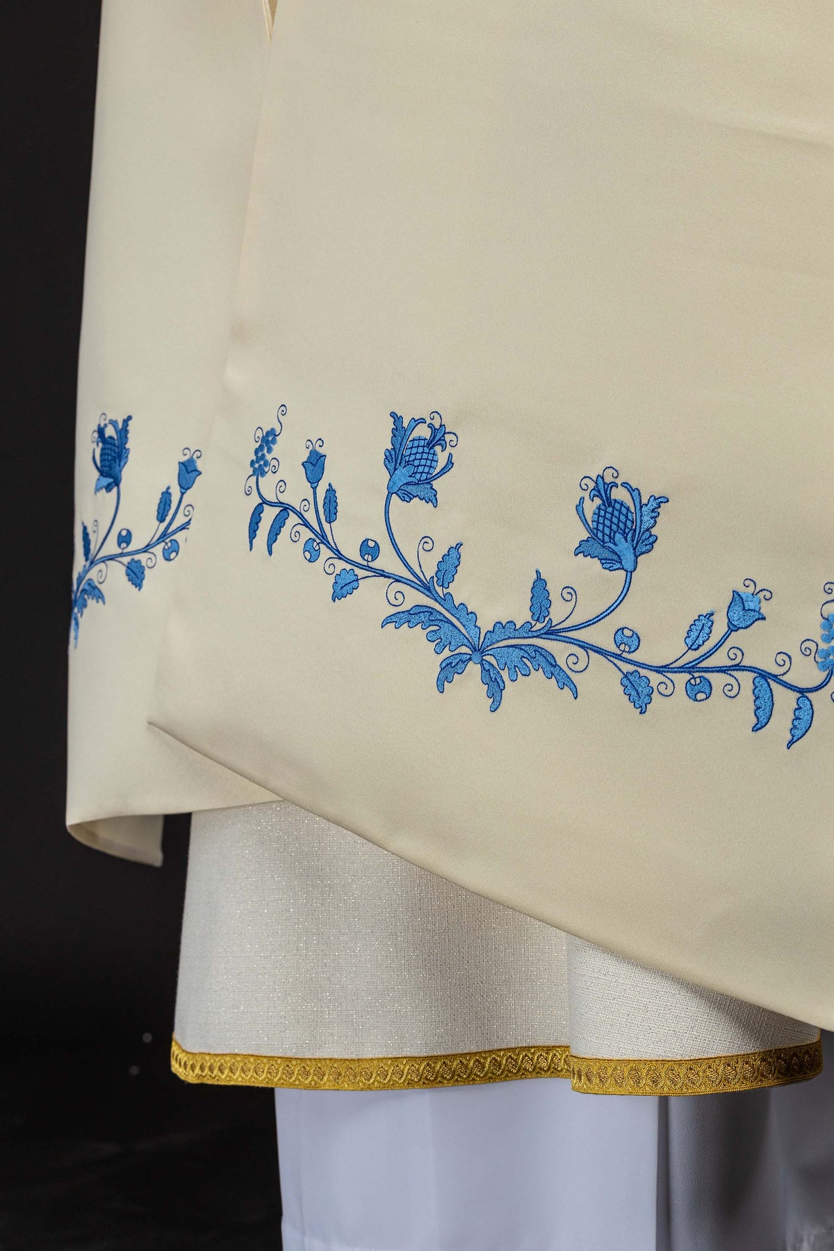 Ecru Humeral Veil with Marian Embroidery on Blue Velvet