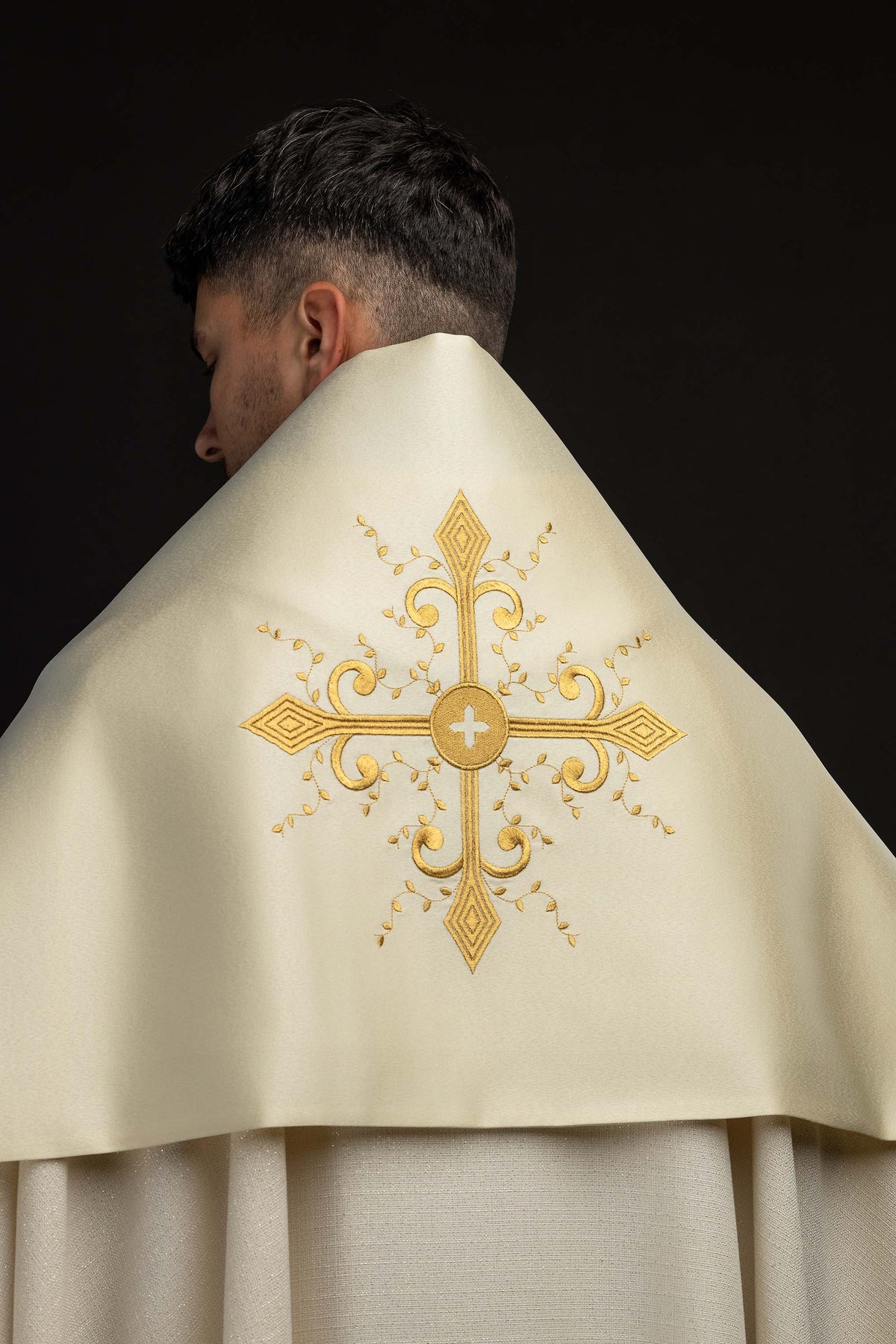 Ecru Humeral Veil with Embroidered Cross Motif