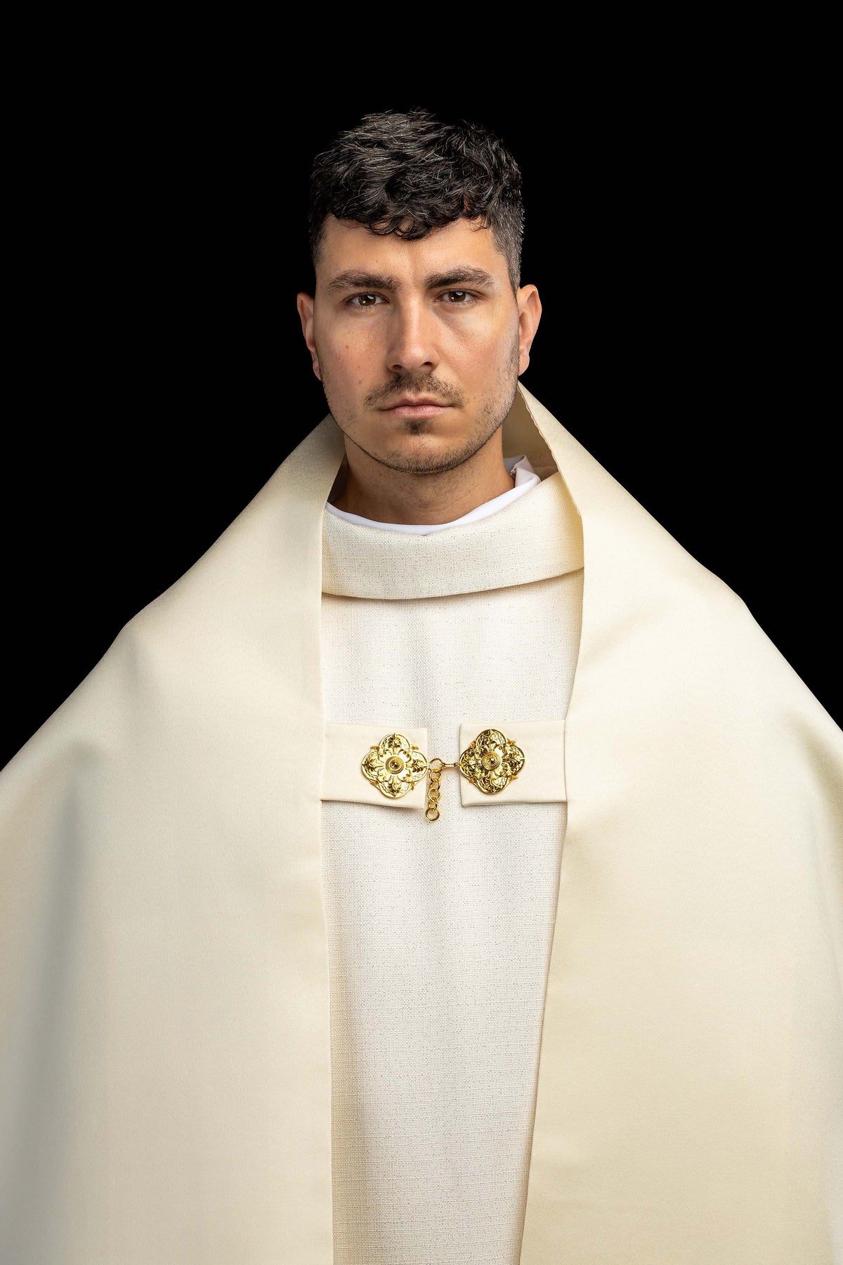 Ecru Humeral Veil with Embroidered Cross Motif