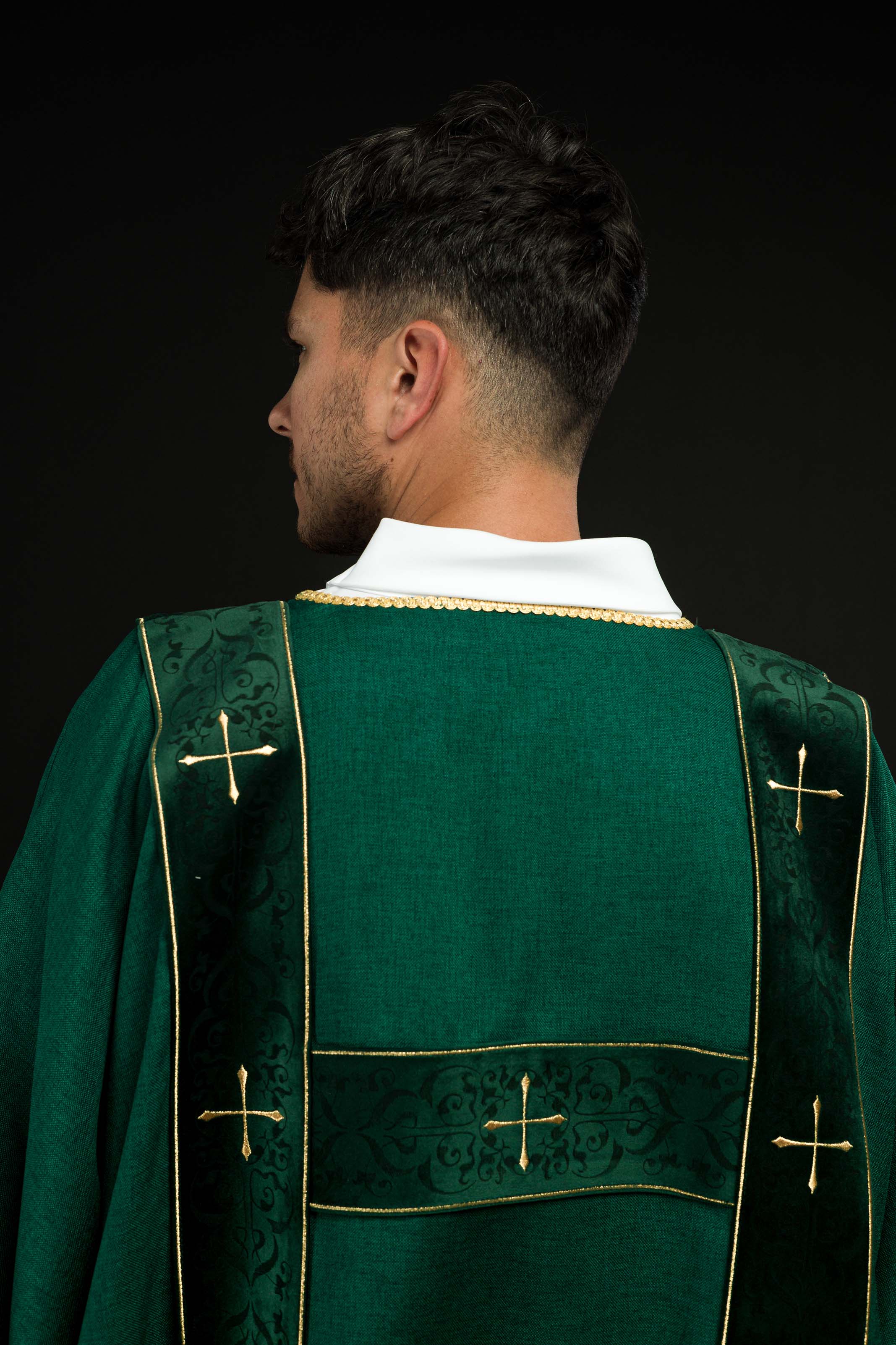 Green dalmatic with velvet bands and embroidered golden crosses - CHASUBLES.COM