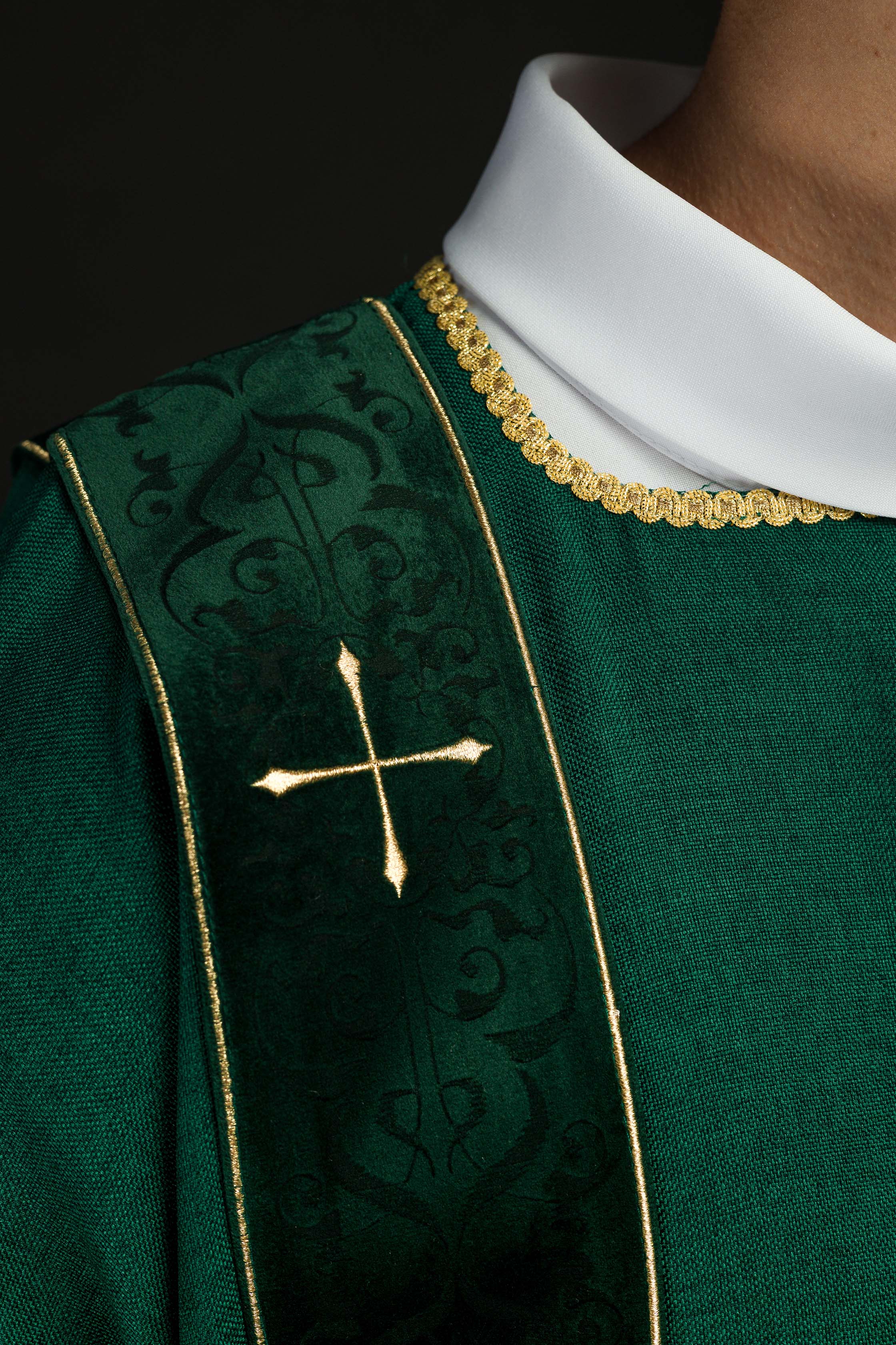 Green dalmatic with velvet bands and embroidered golden crosses - CHASUBLES.COM