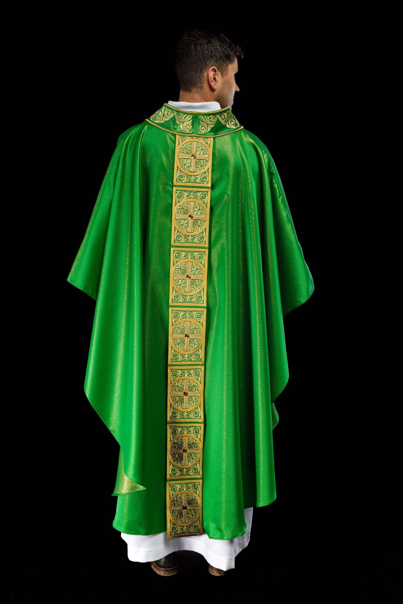 Green Chasuble Richly Embroidered and Decorated with Stones - CHASUBLES.COM