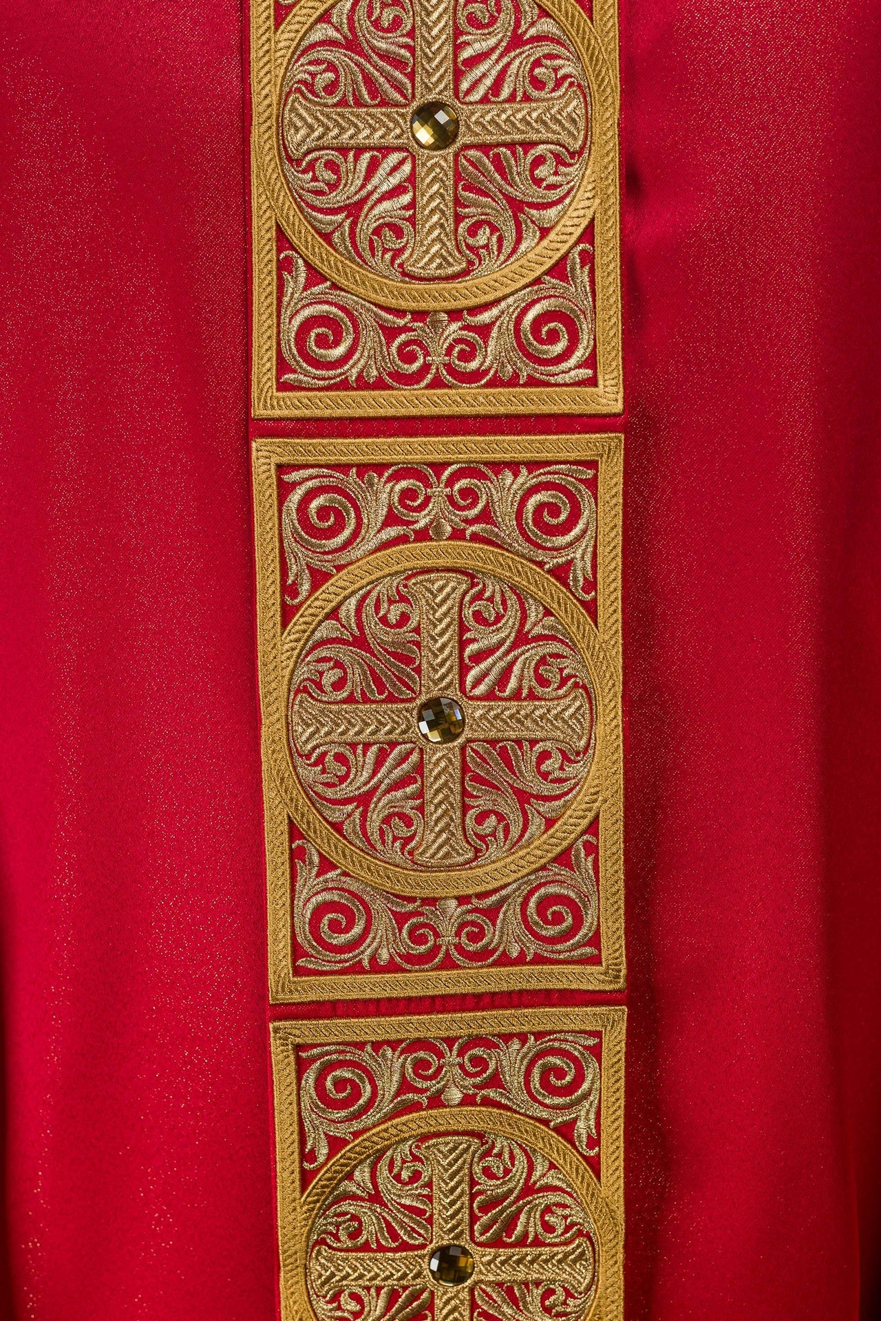 Red Chasuble Richly Embroidered and Decorated with Stones - CHASUBLES.COM
