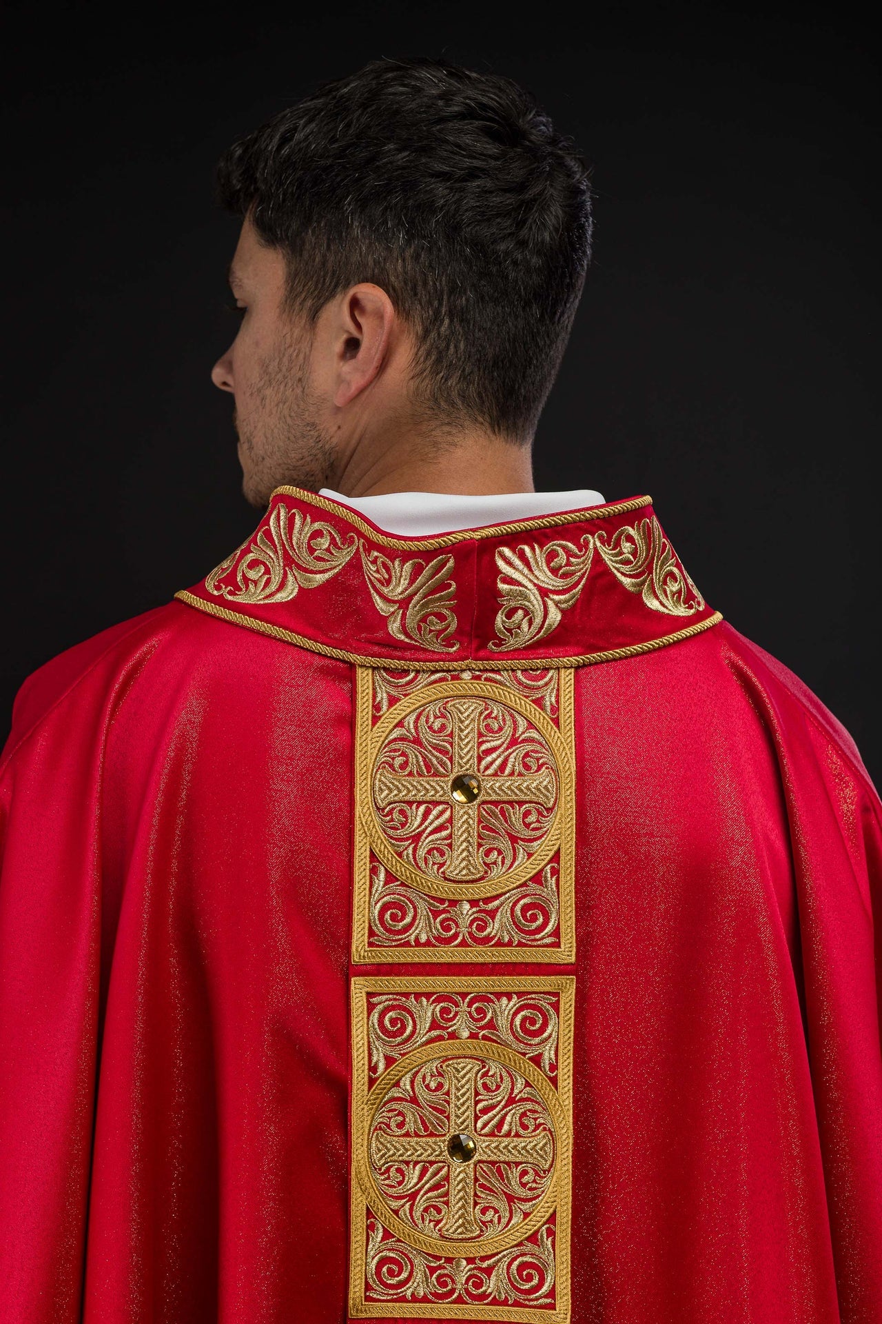 Red Chasuble Richly Embroidered and Decorated with Stones - CHASUBLES.COM
