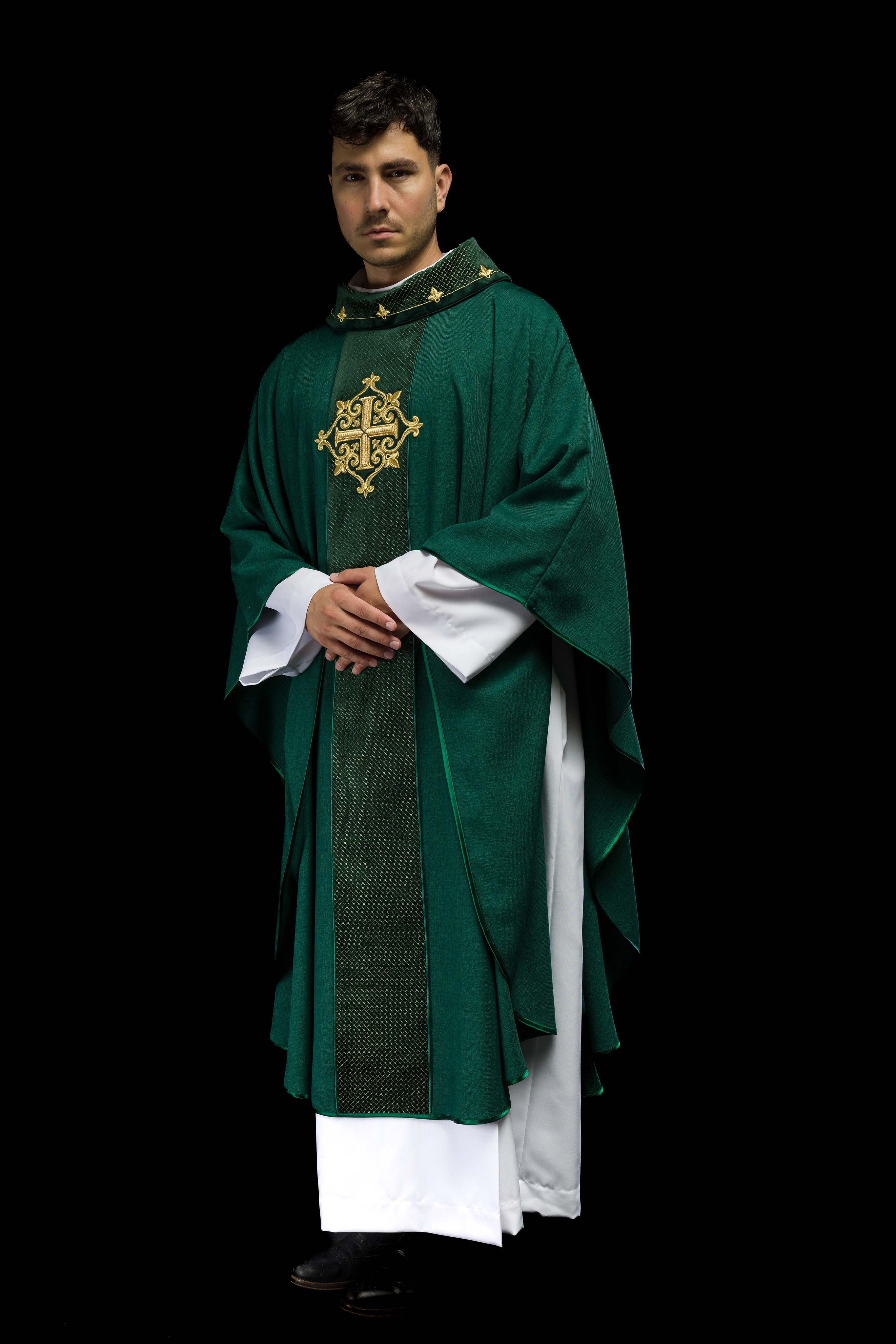 Chasuble embroidered with Green Cross - CHASUBLES.COM