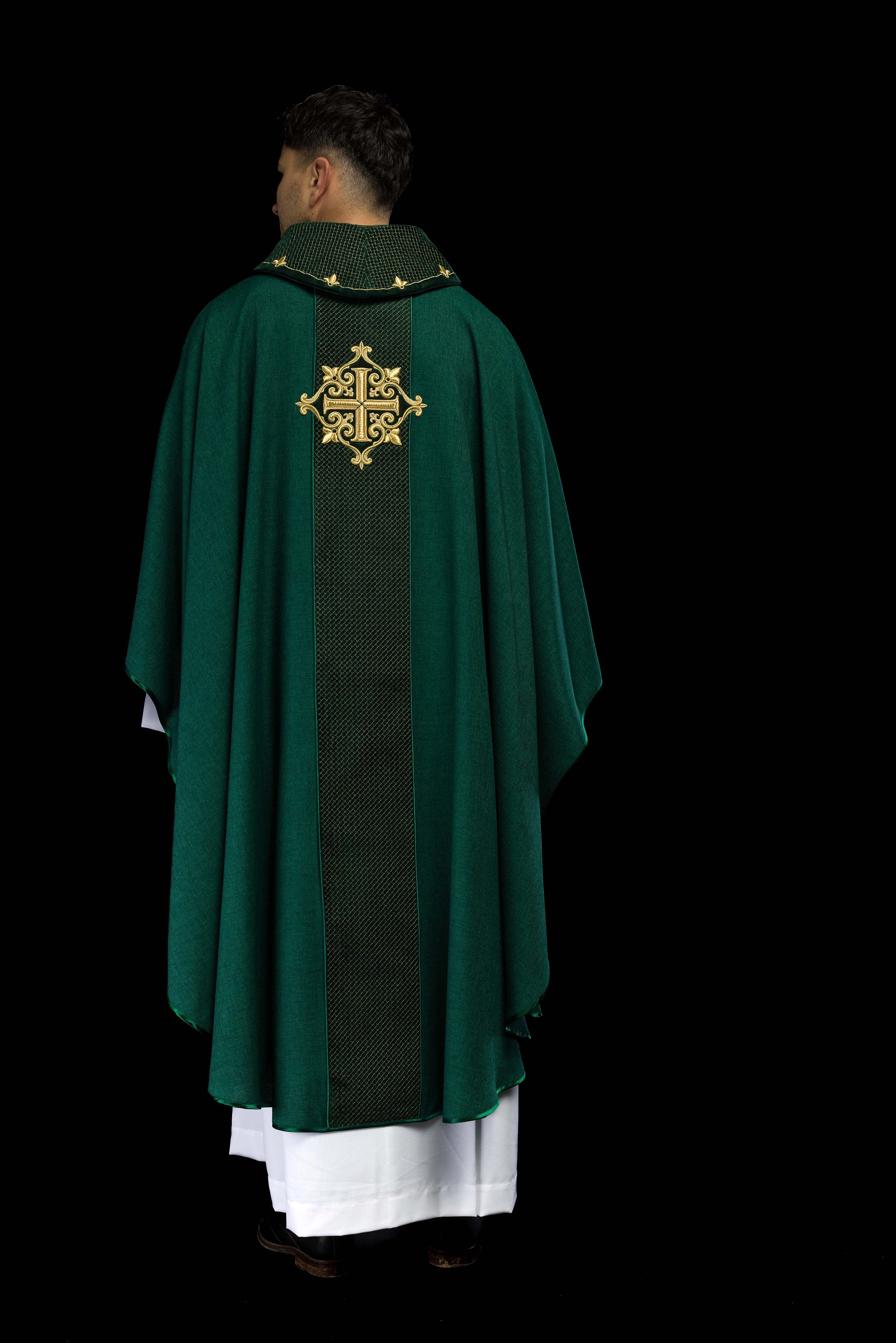 Chasuble embroidered with Green Cross - CHASUBLES.COM