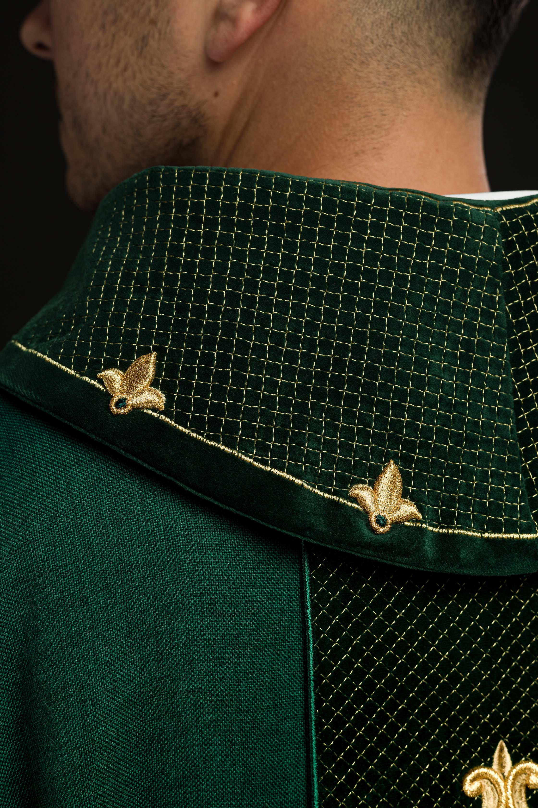 Chasuble embroidered with Green Cross - CHASUBLES.COM