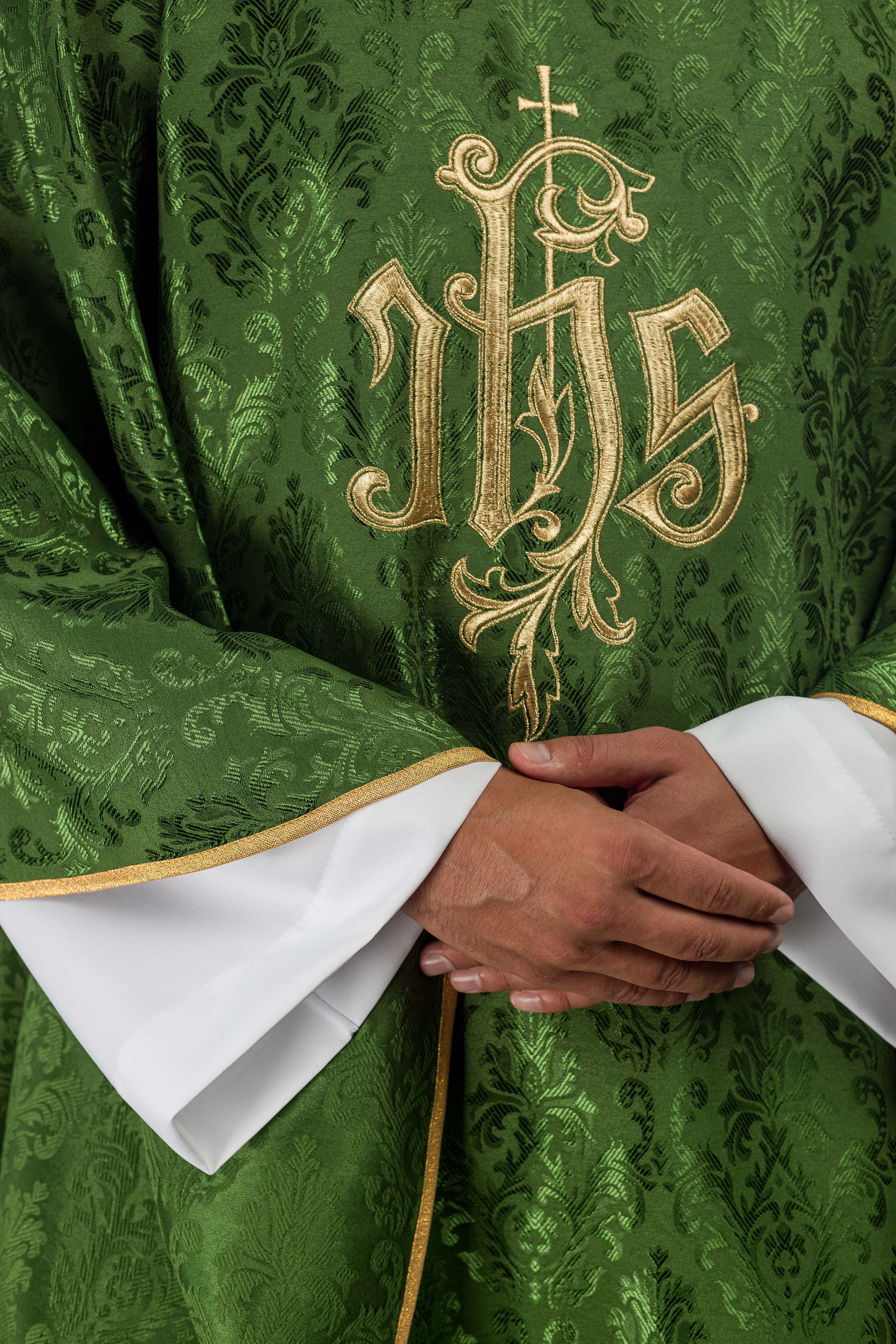 Chasuble made of green floral ornamental texture with classic IHS