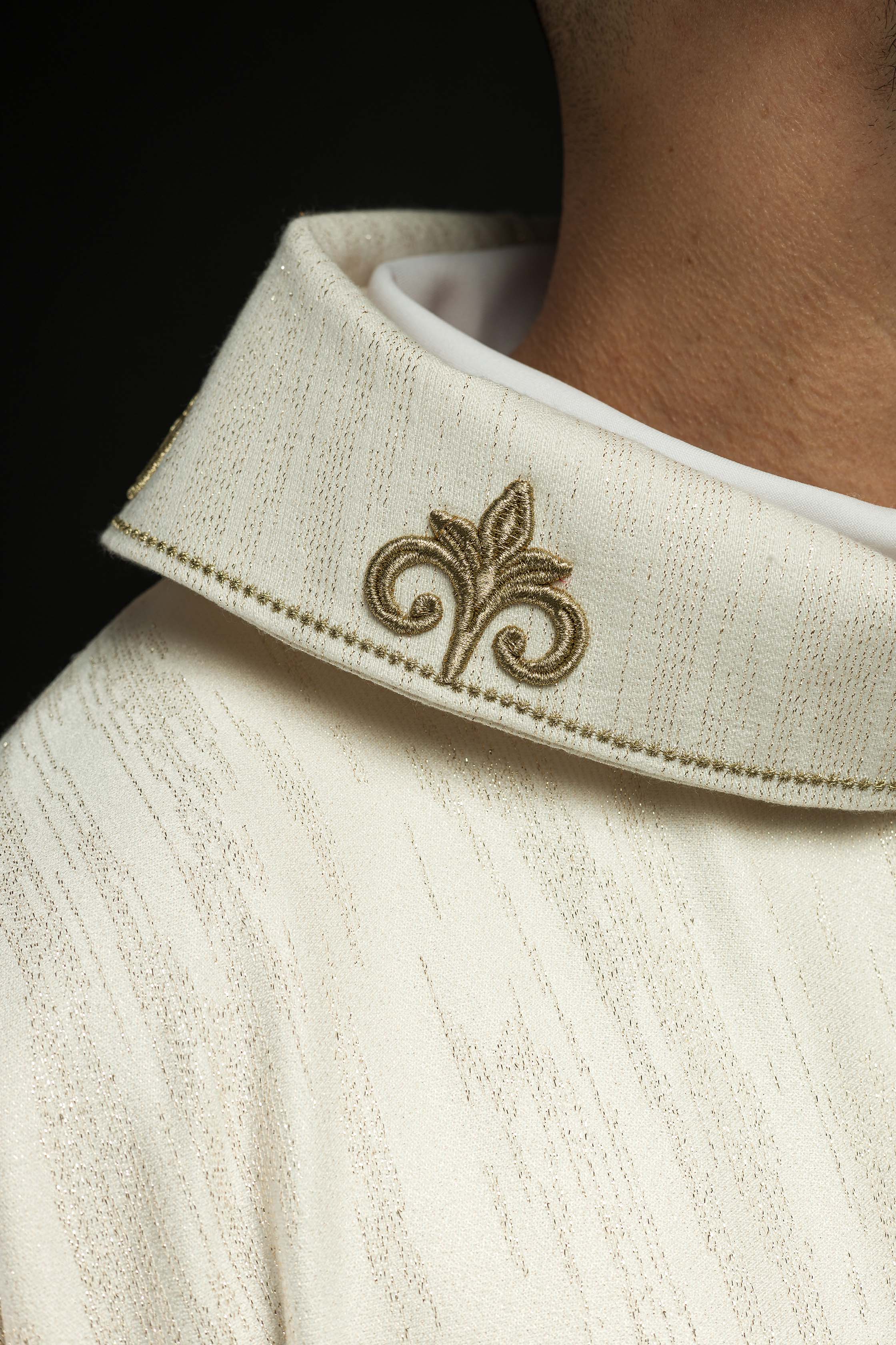 Ecru Liturgical Chasuble with Embroidered Cross – Ornamental Fabric - CHASUBLES.COM