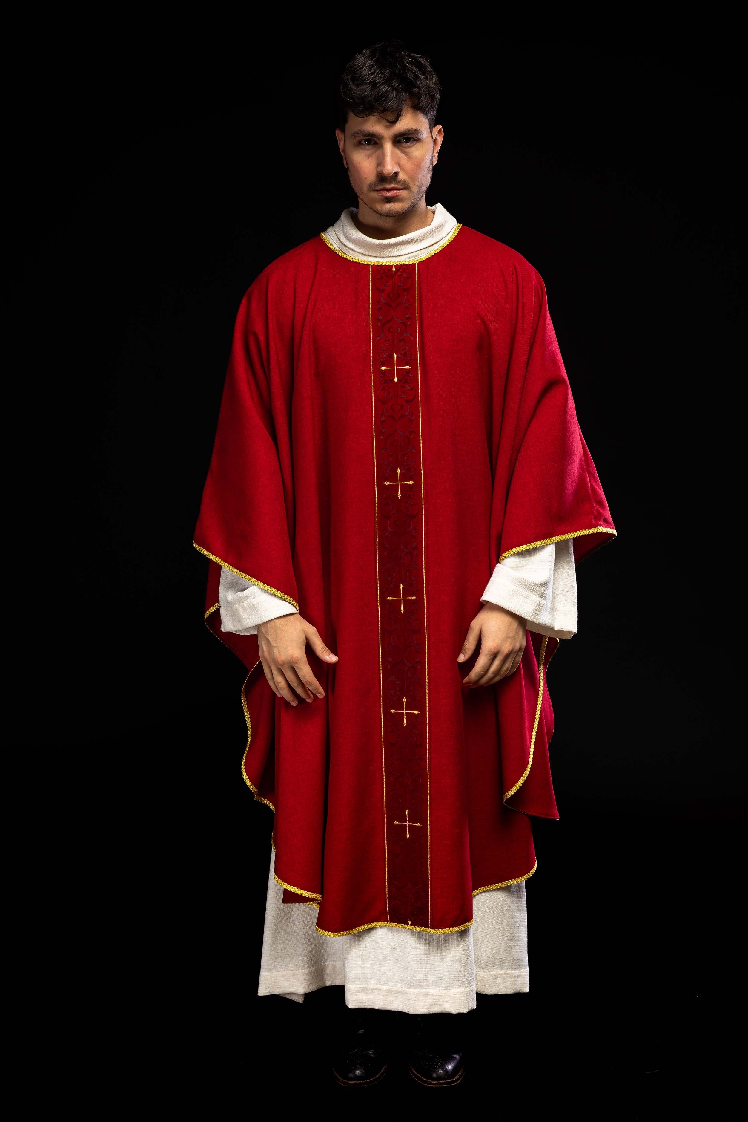 Red chasuble with an embroidered band of crosses - CHASUBLES.COM