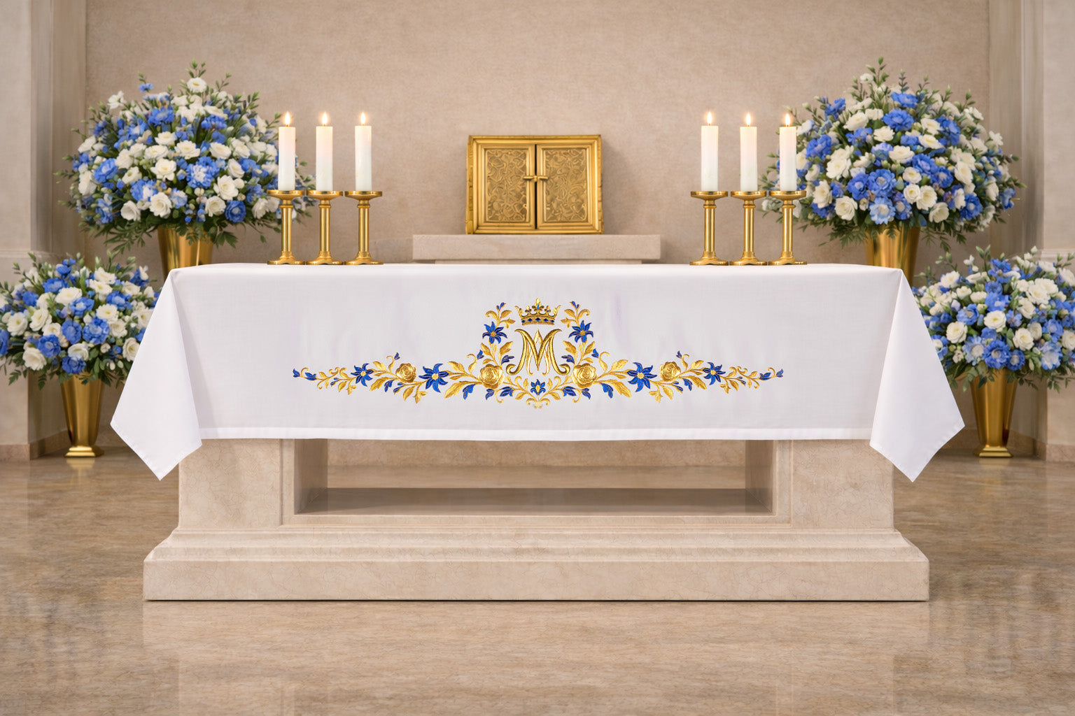 Obrus ołtarzowy z haftowanym symbolem maryjnym - CHASUBLES.COM