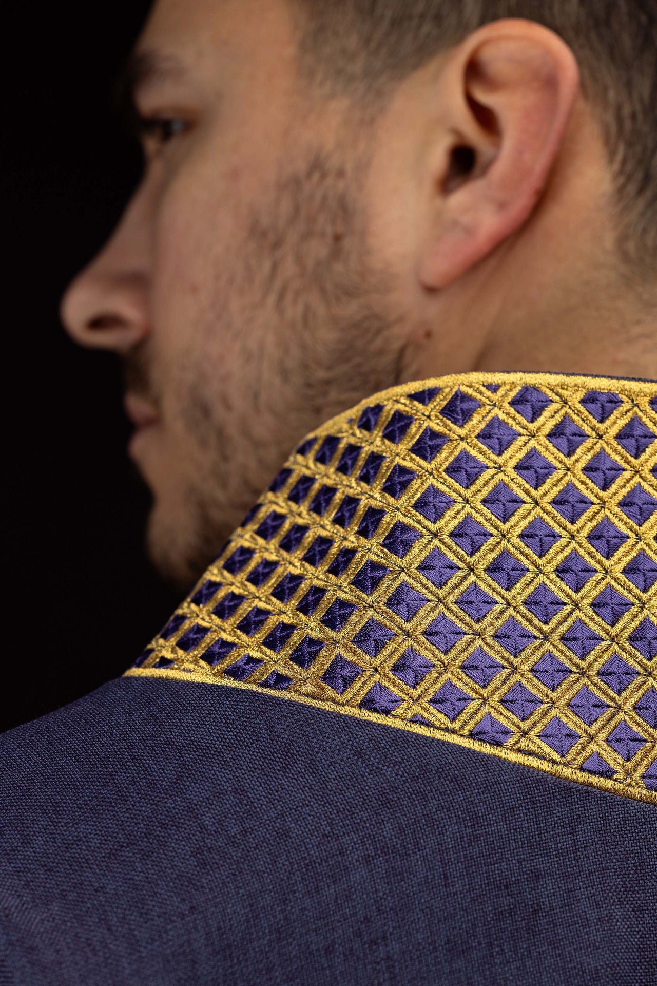 Purple dalmatic with embroidered crosses and collar - CHASUBLES.COM