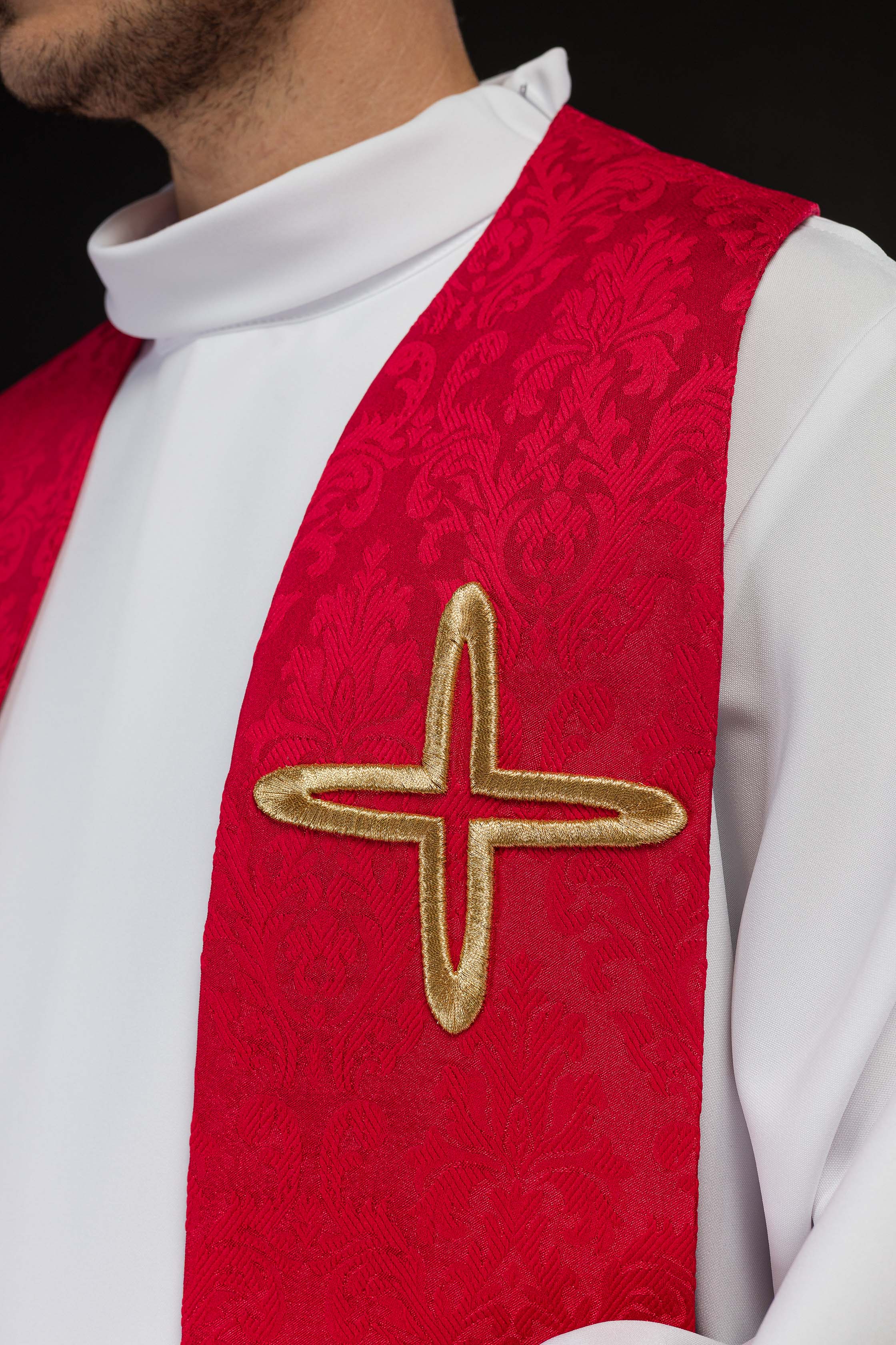 Red Embroidered Jacquard Stole with Cross Motifs - CHASUBLES.COM