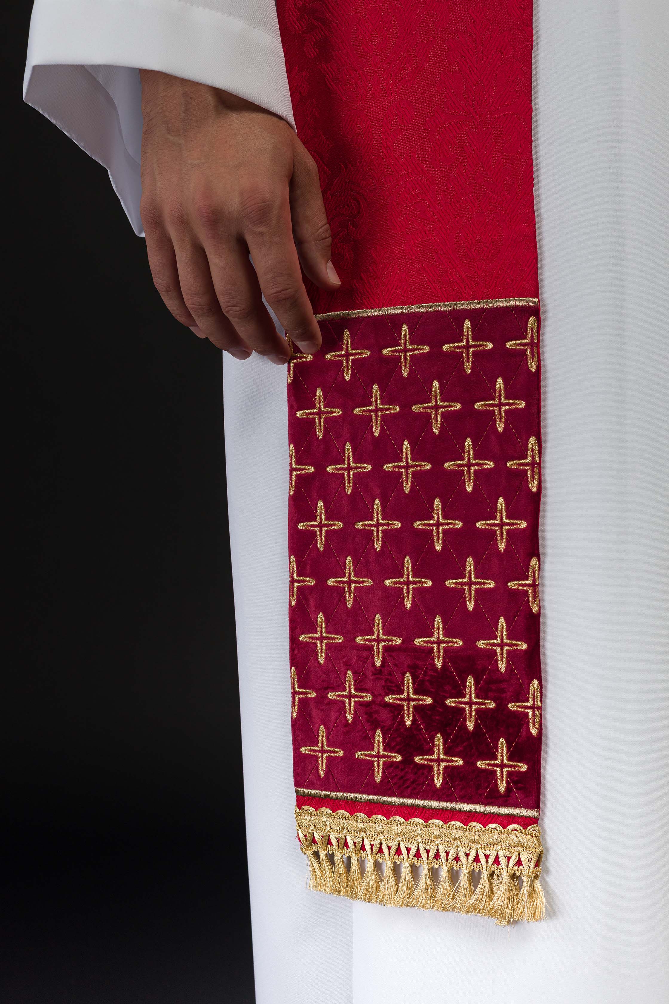 Red Embroidered Jacquard Stole with Cross Motifs - CHASUBLES.COM