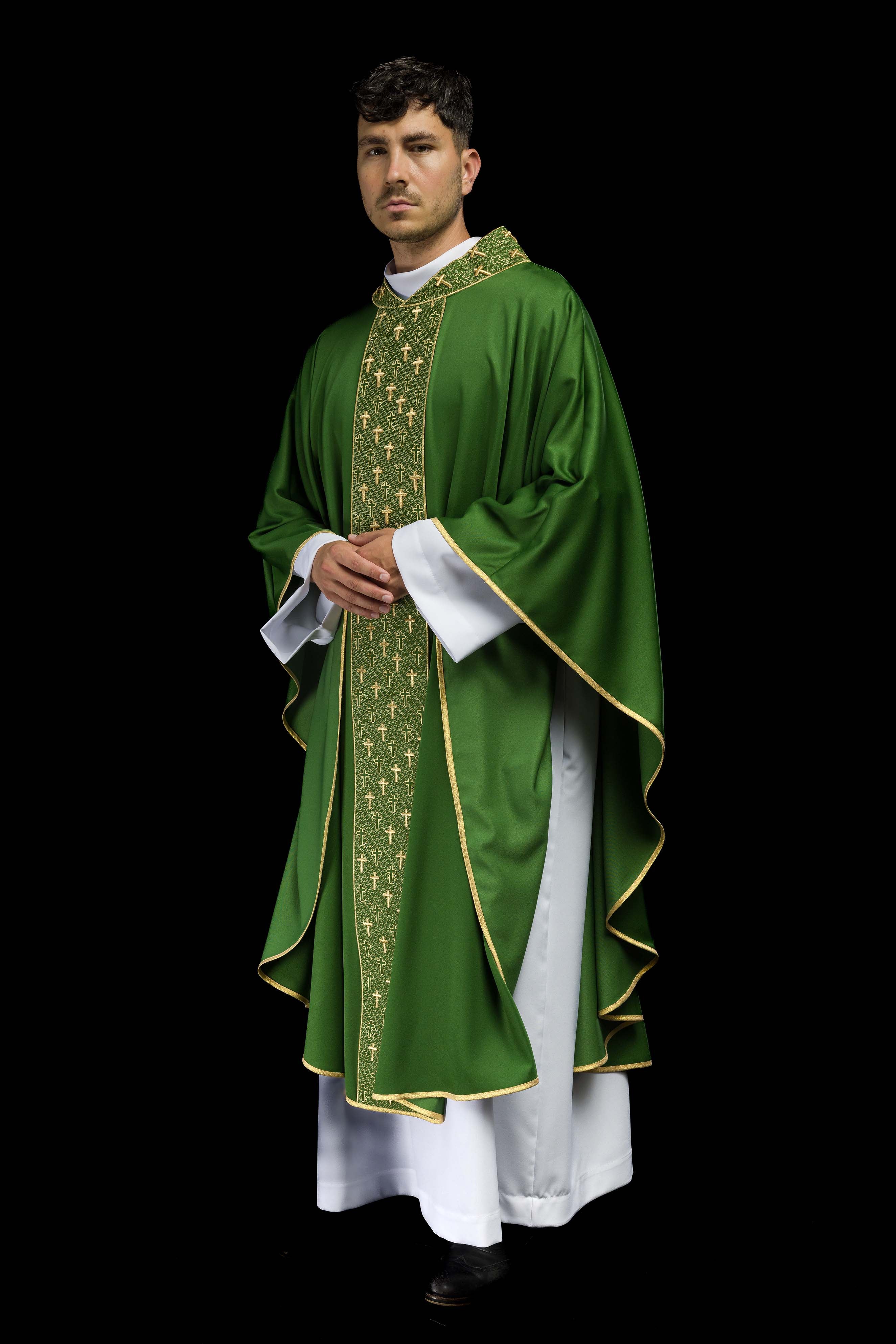 Chasuble with richly embroidered belt in green crosses - CHASUBLES.COM