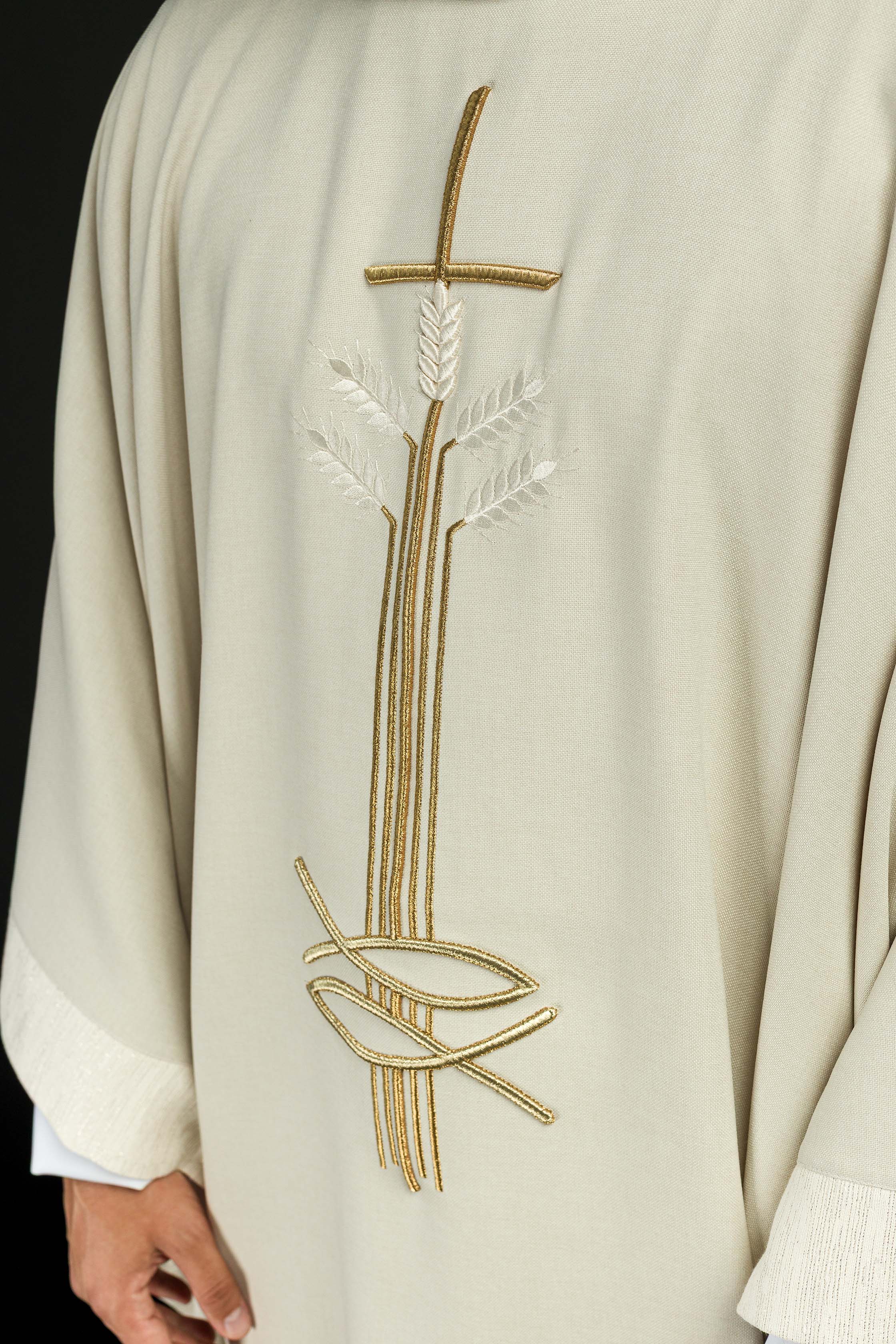 Chasuble with motif of cross, ears and fish - CHASUBLES.COM