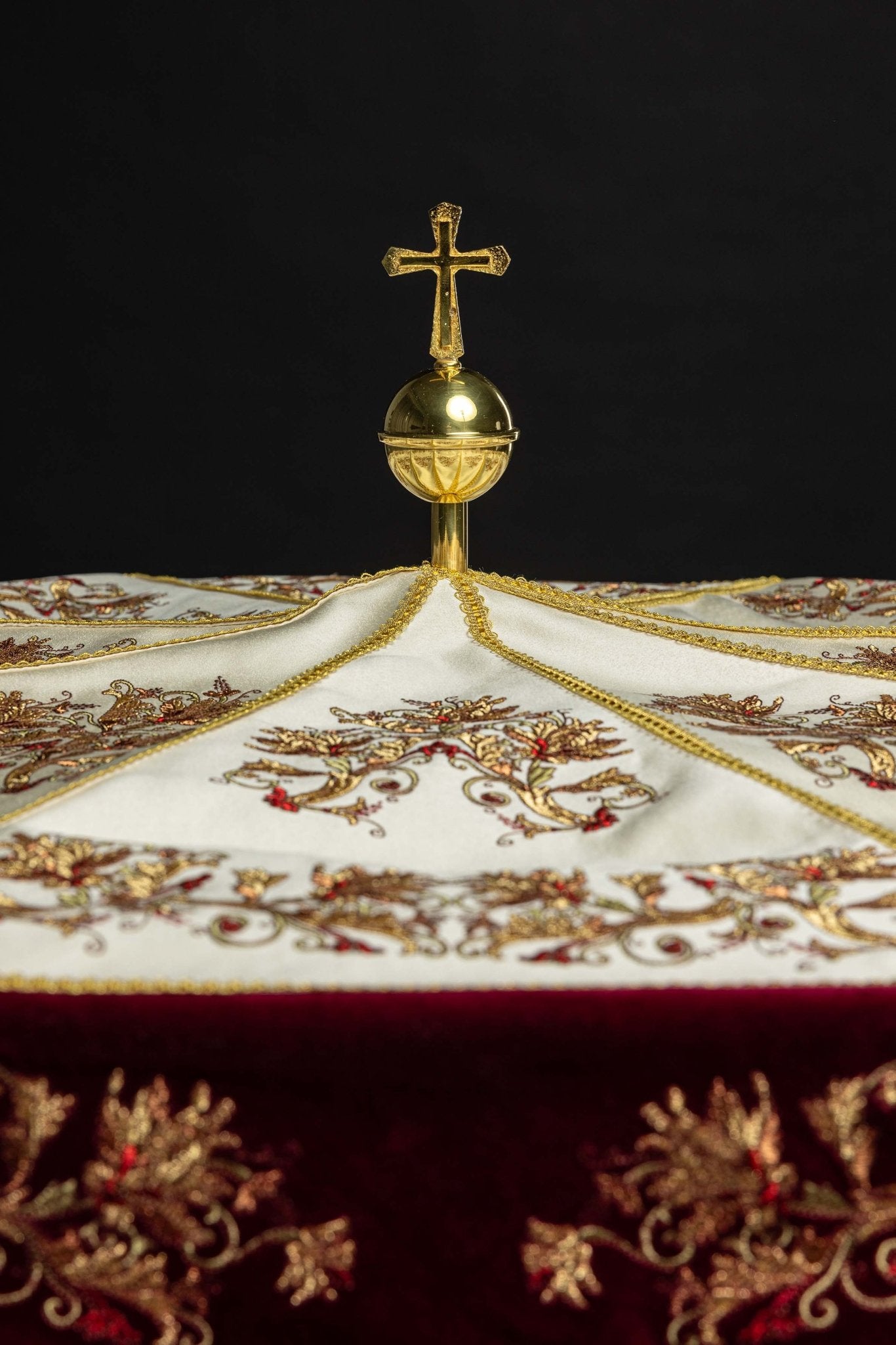 Burgundy Processional Umbrella (Ombrellino) Velvet Gold Embroidery 39 in KPP/006/05/20/PA - CHASUBLES.COM
