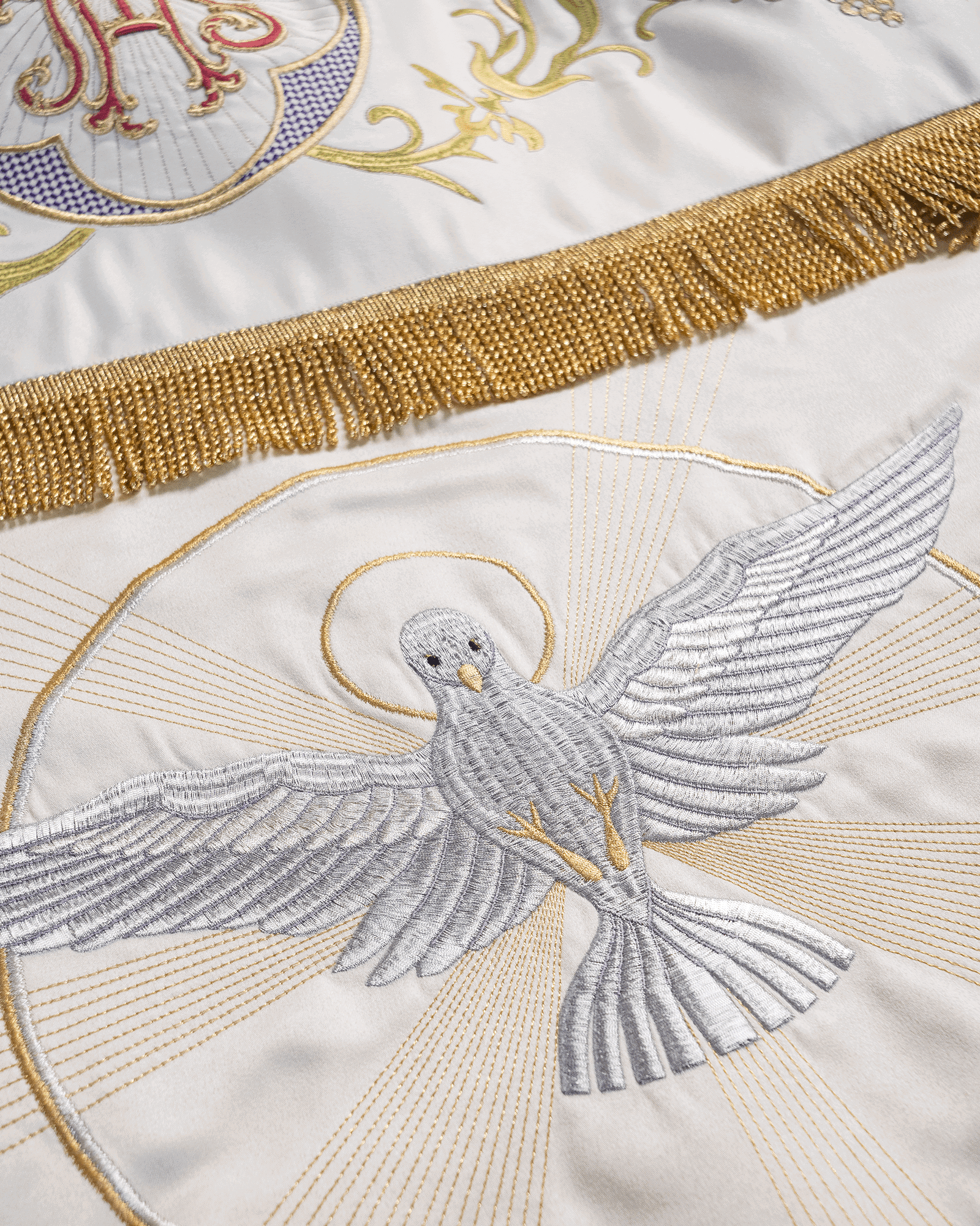 Canopy embroidered with colorful flower motifs KBA/006 130*160 - HAFTINAUSA.COM