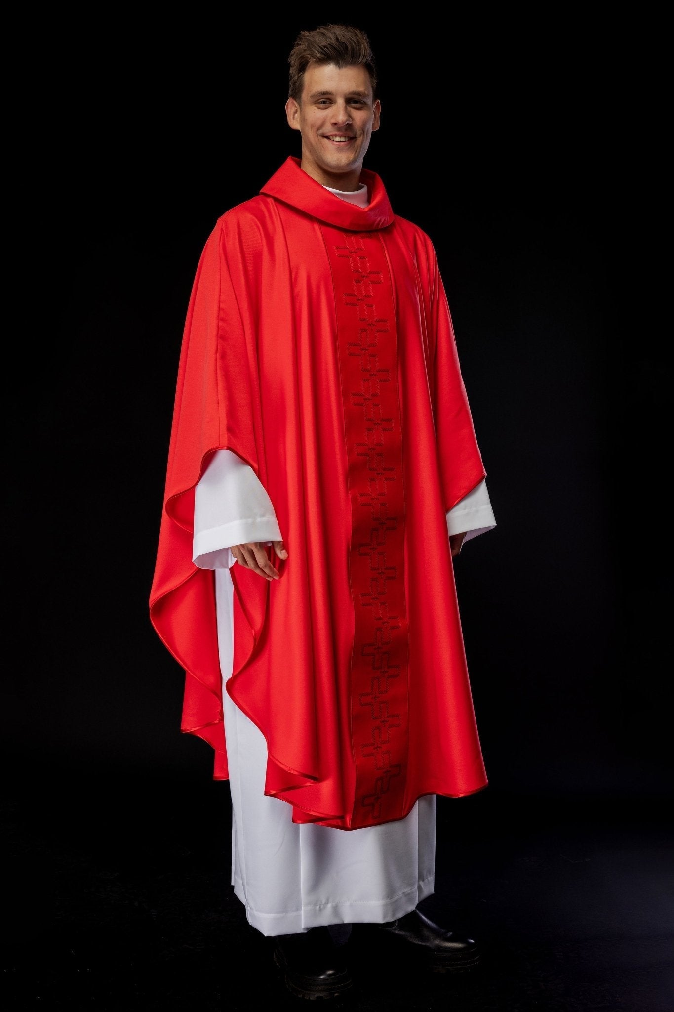 Catholic priest chasuble in red embroidery of crosses in red color S - 7060 - 02 - 53 - HAFTINAUSA.COM