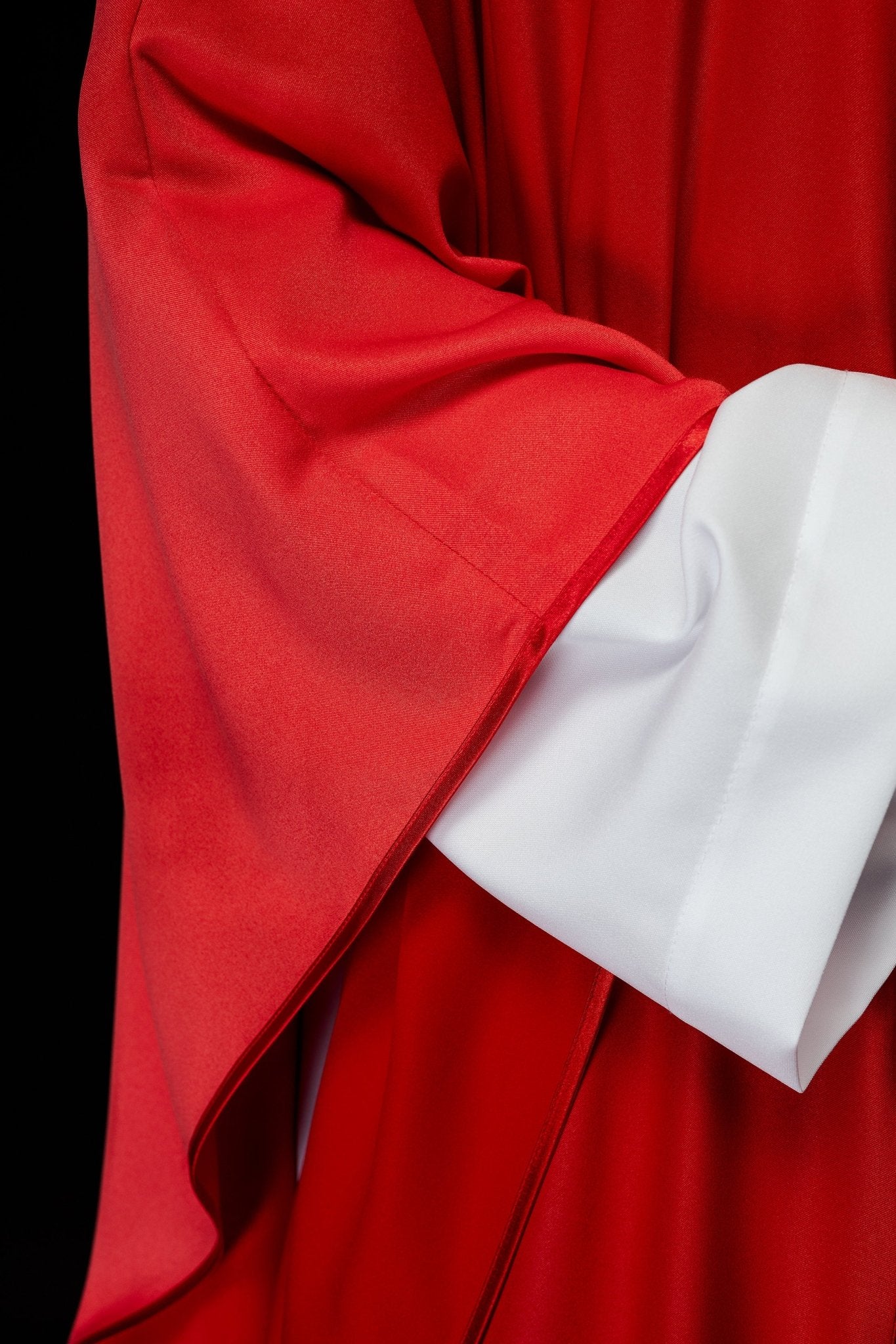 Catholic priest chasuble in red embroidery of crosses in red color S - 7060 - 02 - 53 - HAFTINAUSA.COM
