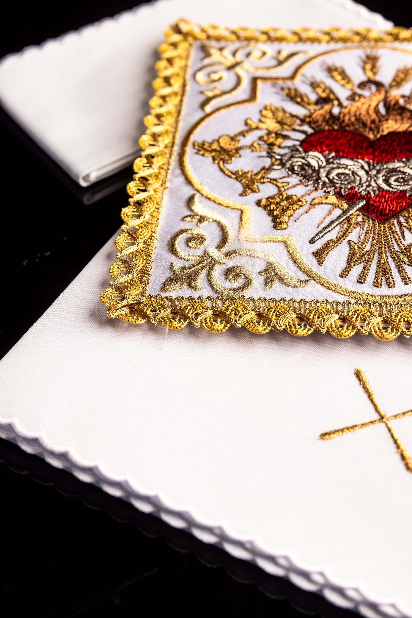 Chalice linen embroidered with the Heart of Mary KK/5009 - CHASUBLES.COM