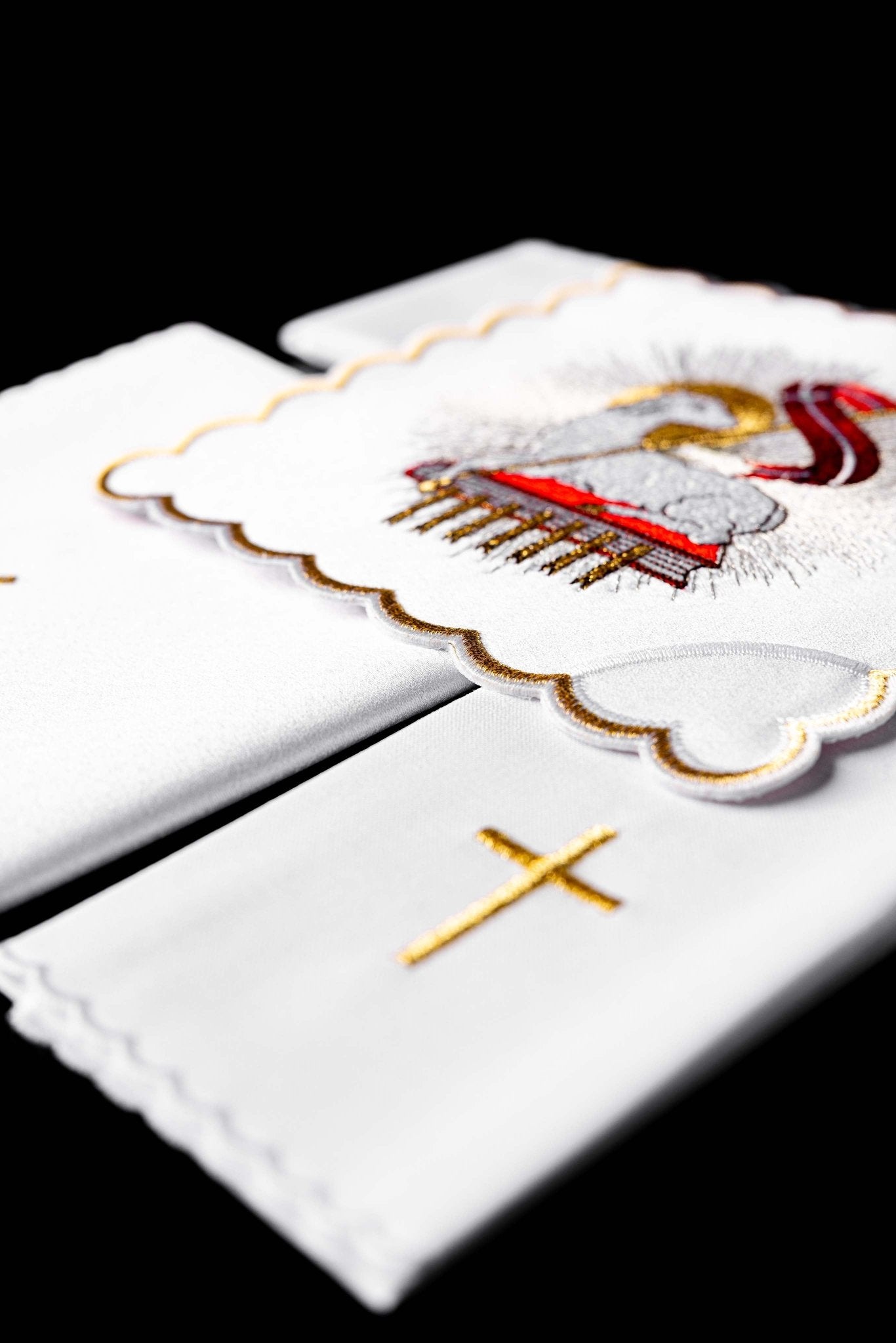 Chalice Linens Embroidered Lamb KK/100 - CHASUBLES.COM