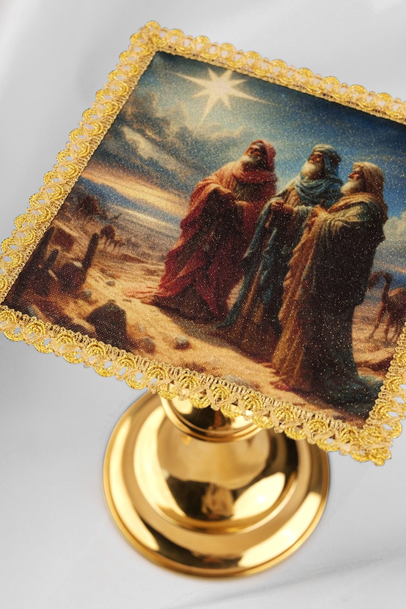 Chalice linens with a pall depicting the Three Kings KKS/001 - HAFTINAUSA.COM