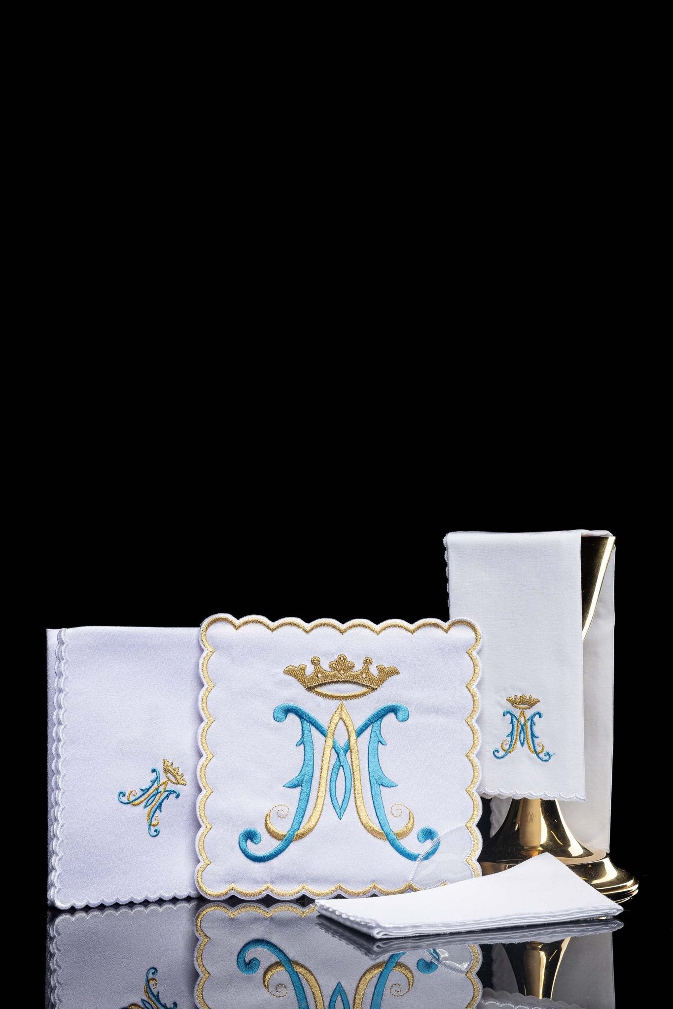 Chalice Linens with blue marian symbol KK/183 - CHASUBLES.COM
