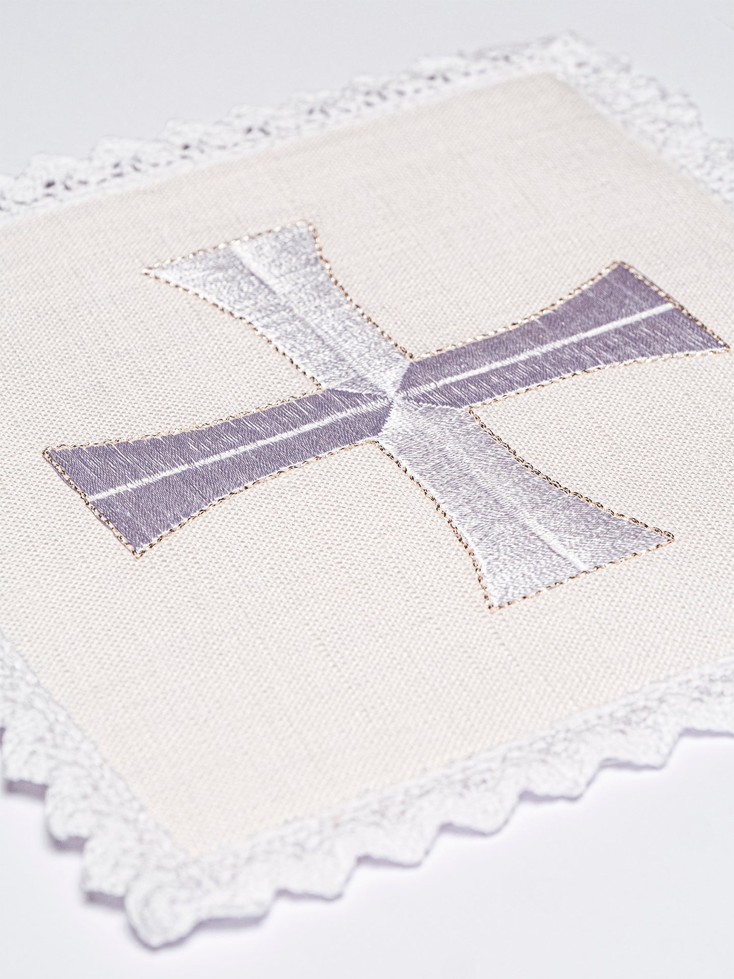 Chalice Linens with Delicate Cross Embroidery KKL/010 - HAFTINAUSA.COM