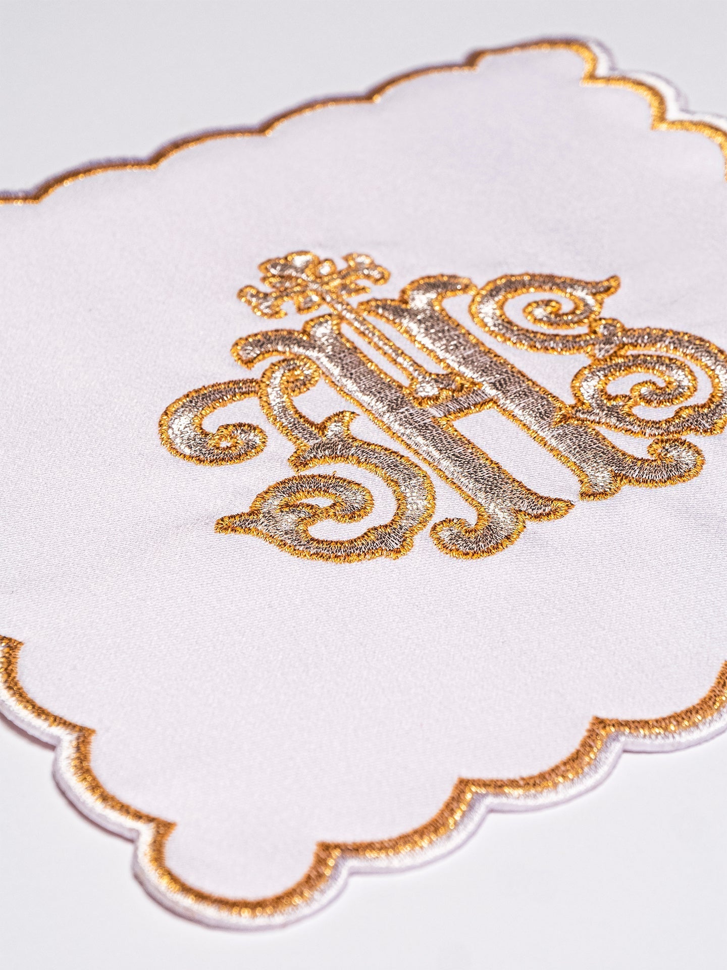 Chalice Linens with Golden IHS Embroidery KK/072/04 - HAFTINAUSA.COM