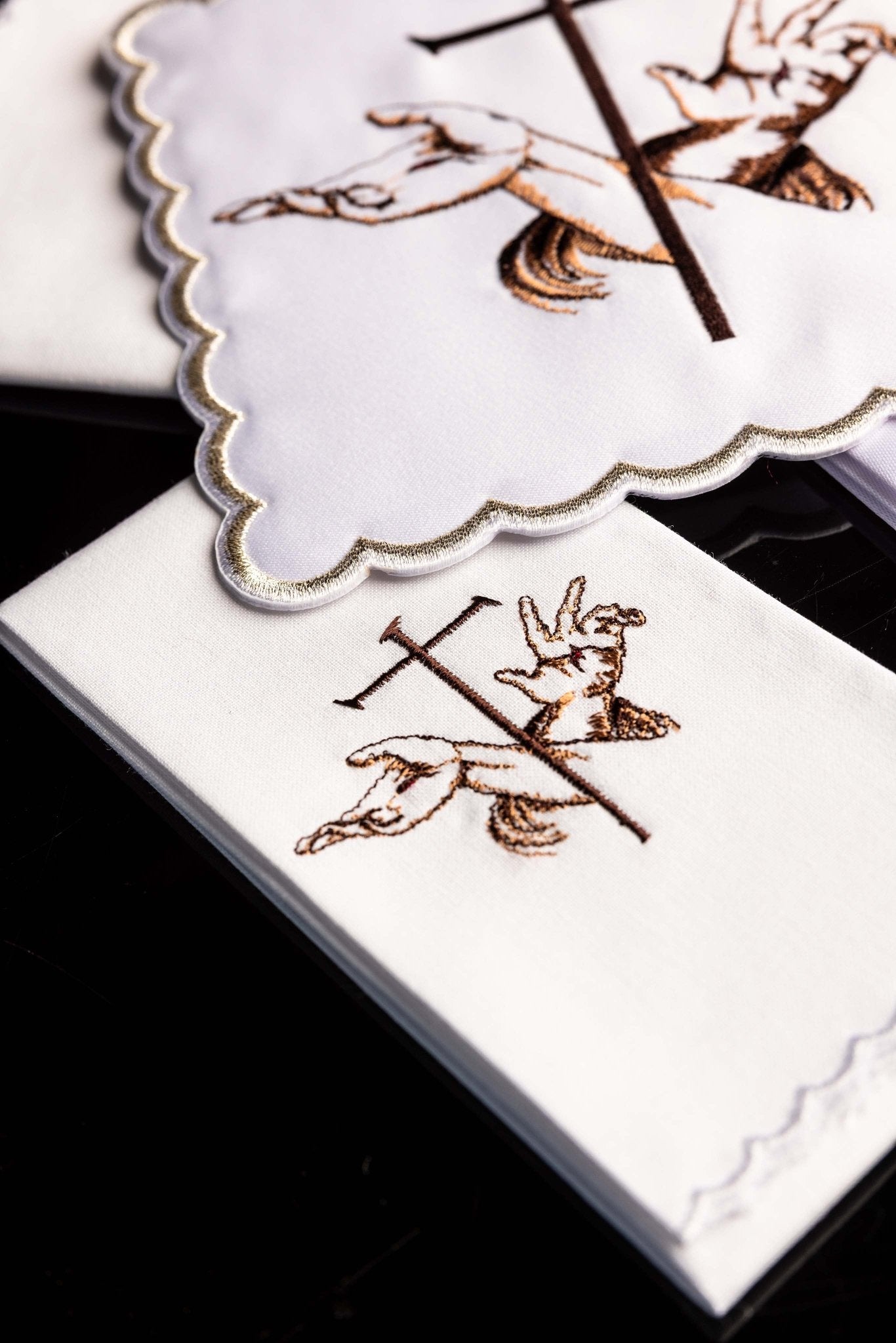 Chalice Linens with The Franciscans symbol KK/022 - CHASUBLES.COM