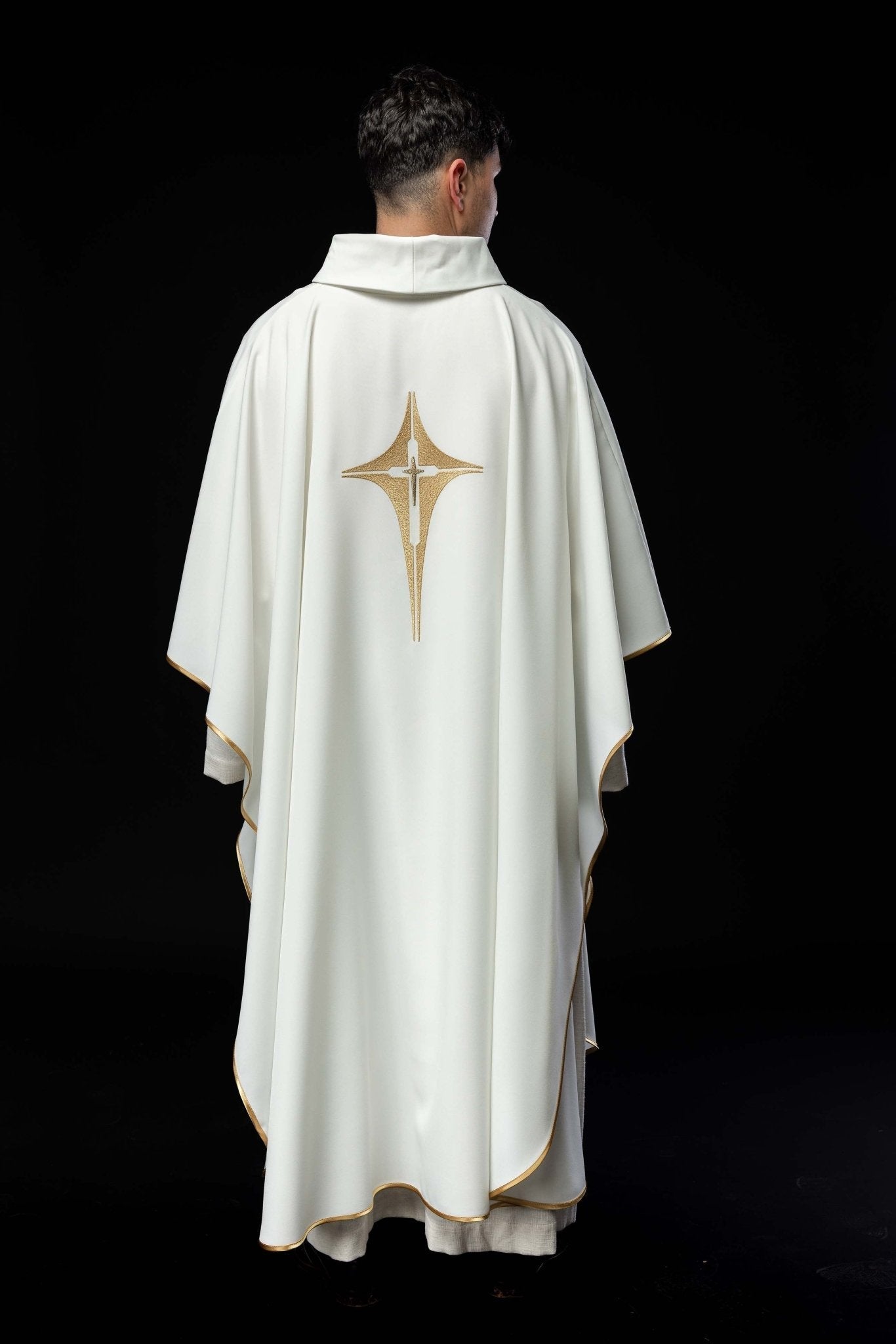 Chasuble embroidered with cross pattern in ecru KOR/002/05/12 ECRU - HAFTINAUSA.COM