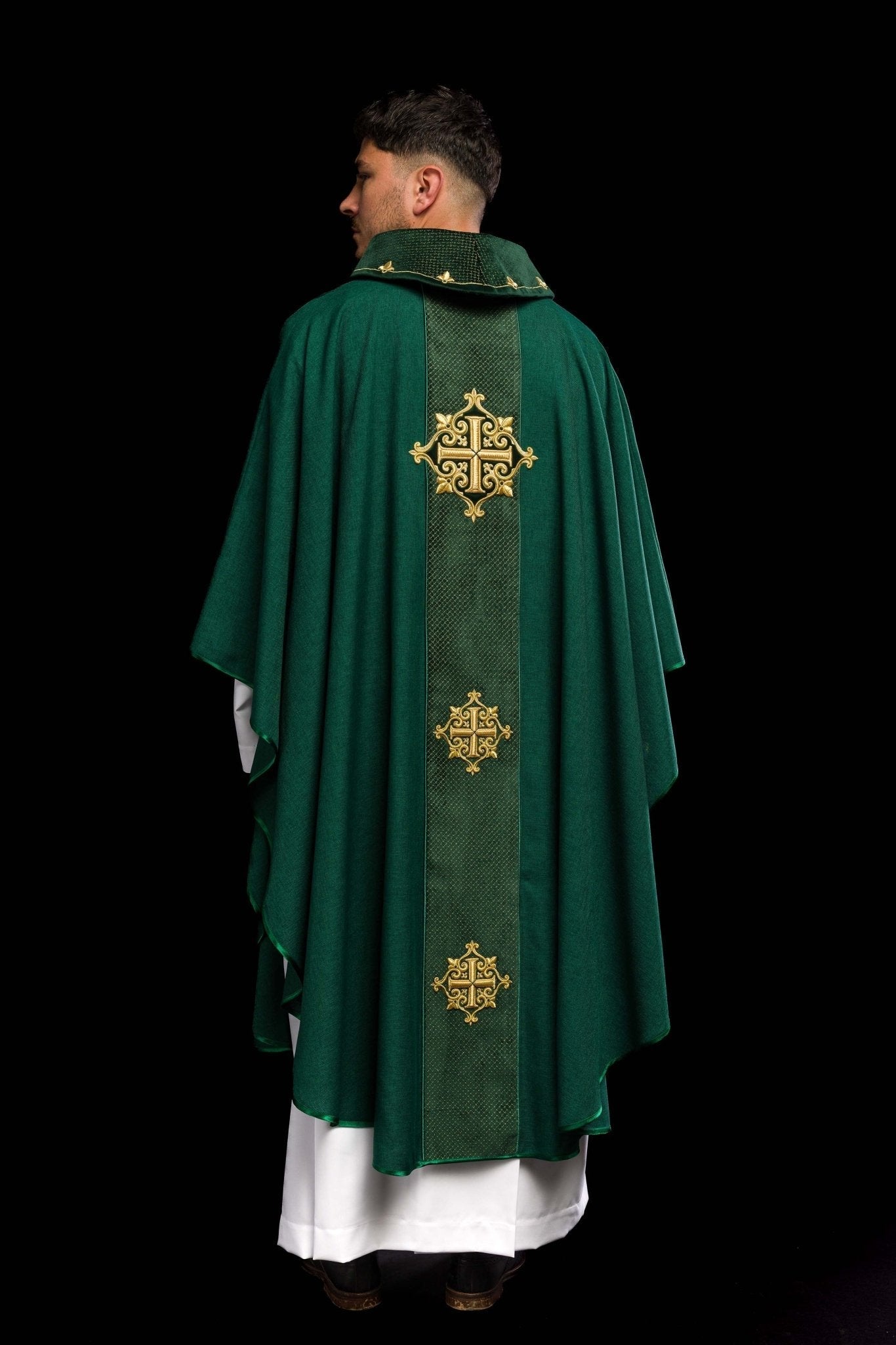 Chasuble embroidered with Green Cross LE/7030/01 - HAFTINAUSA.COM