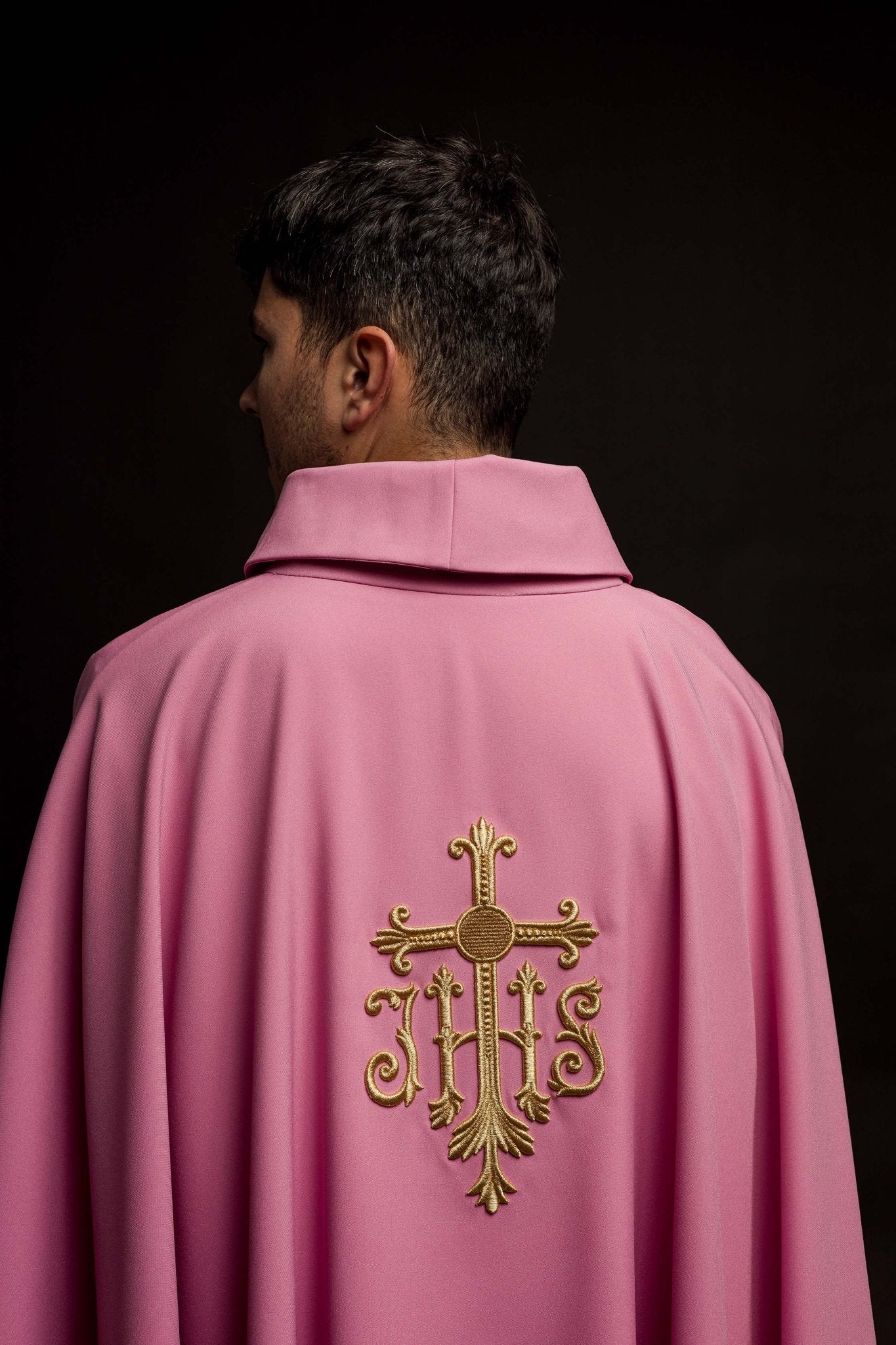 Chasuble embroidered with IHS symbol in pink KOR/255/08/12 - CHASUBLES.COM