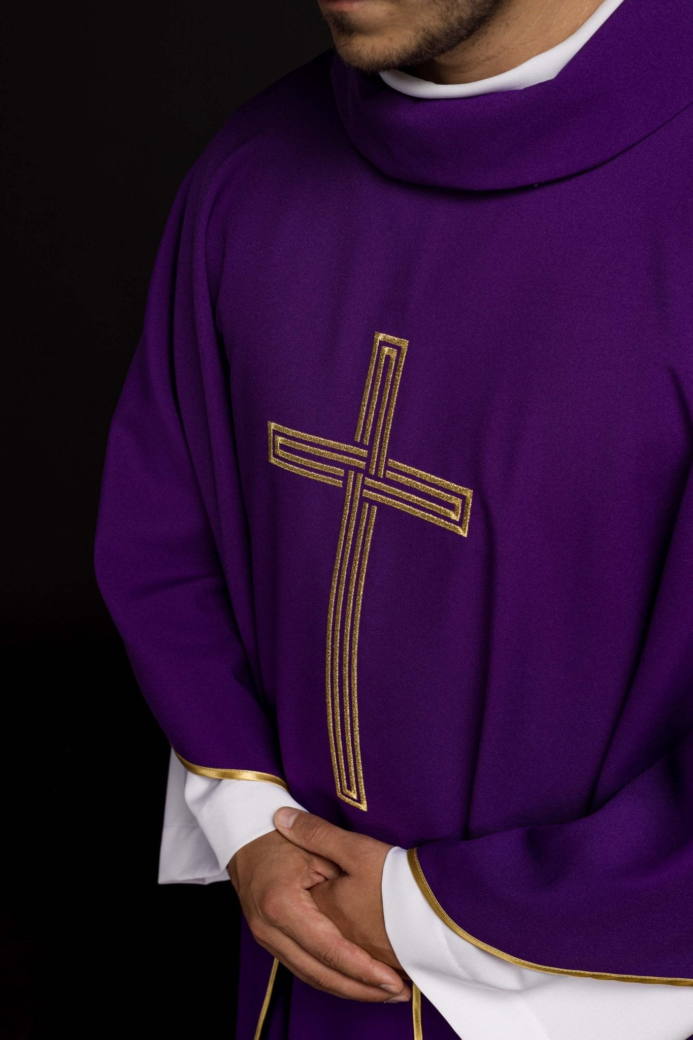 Chasuble embroidered with Purple Cross KOR/018/03/12 FIOLET - HAFTINAUSA.COM