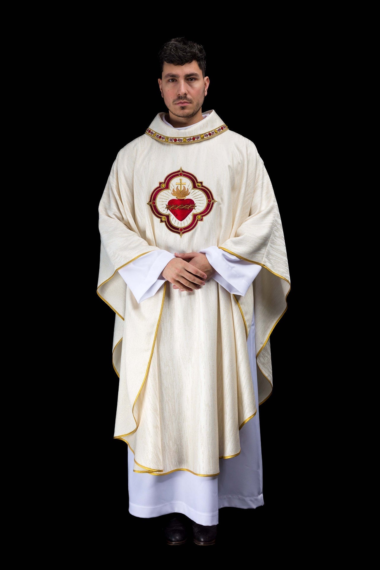 Chasuble embroidered with the image of the Sacred Heart of Jesus and the Eucharistic chalice LE/7076/05 - CHASUBLES.COM