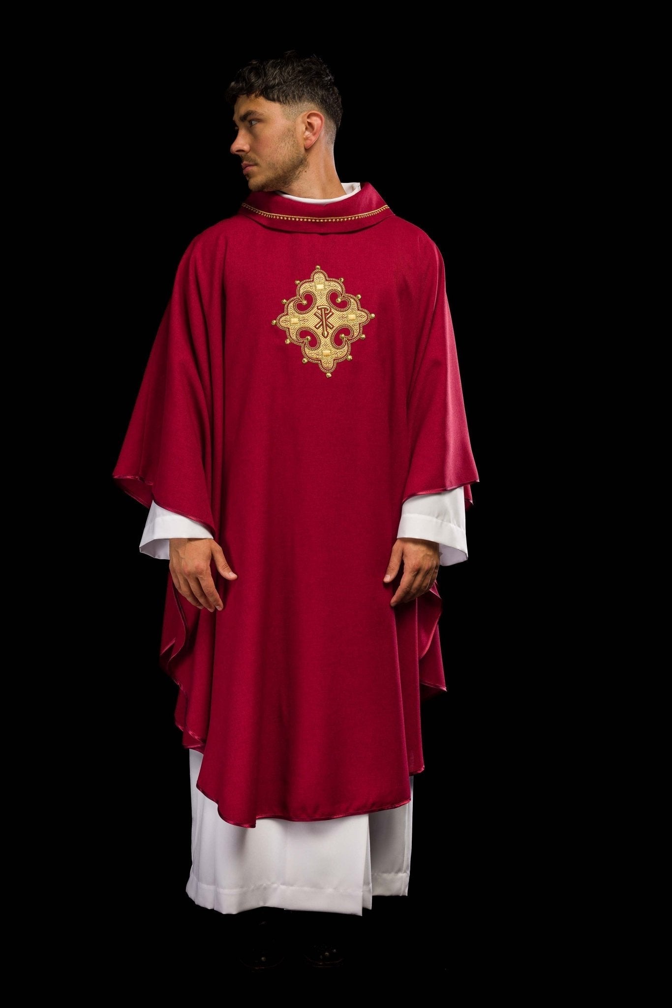 Chasuble with embroidered cross and gold trim on collar in red S - 7065 - 02 - 70 - HAFTINAUSA.COM