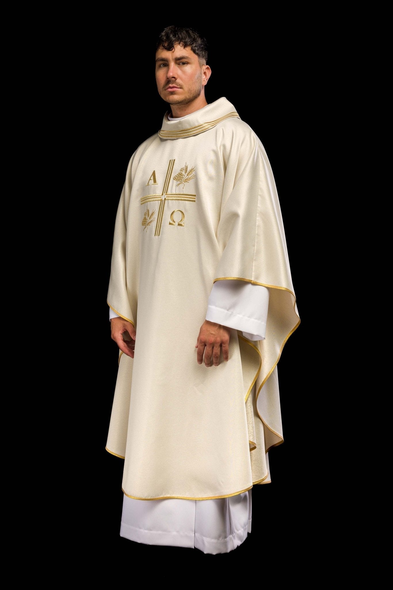 Chasuble with embroidered cross and motifs of Alpha and Omega and ears in ecru color S - 7053 - 05 - 54 - HAFTINAUSA.COM