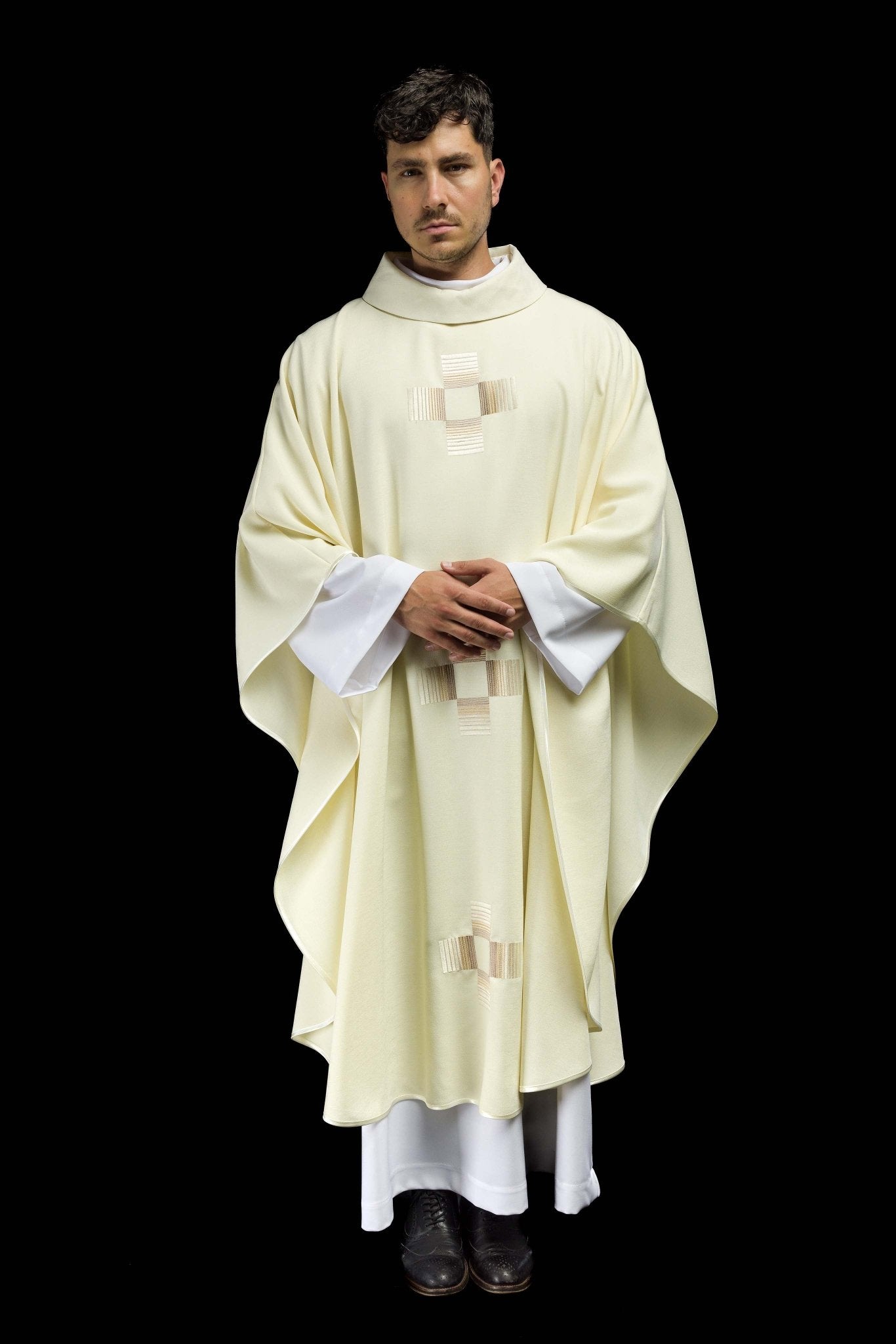 Chasuble with embroidered crosses in ecru color HA7033-05 ECRU - CHASUBLES.COM