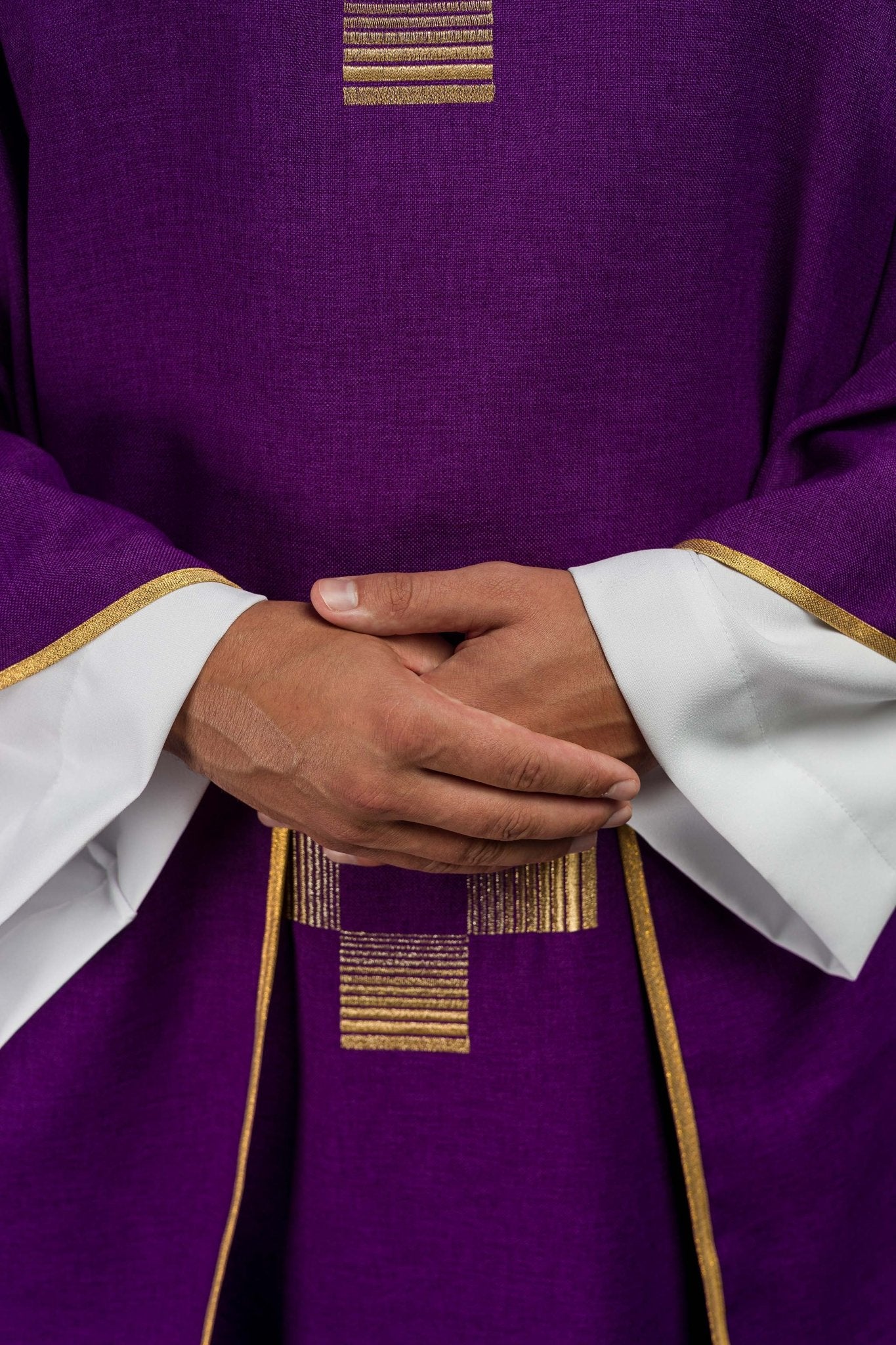 Chasuble with embroidered Crosses in purple HA7011-03 FIOLET - CHASUBLES.COM