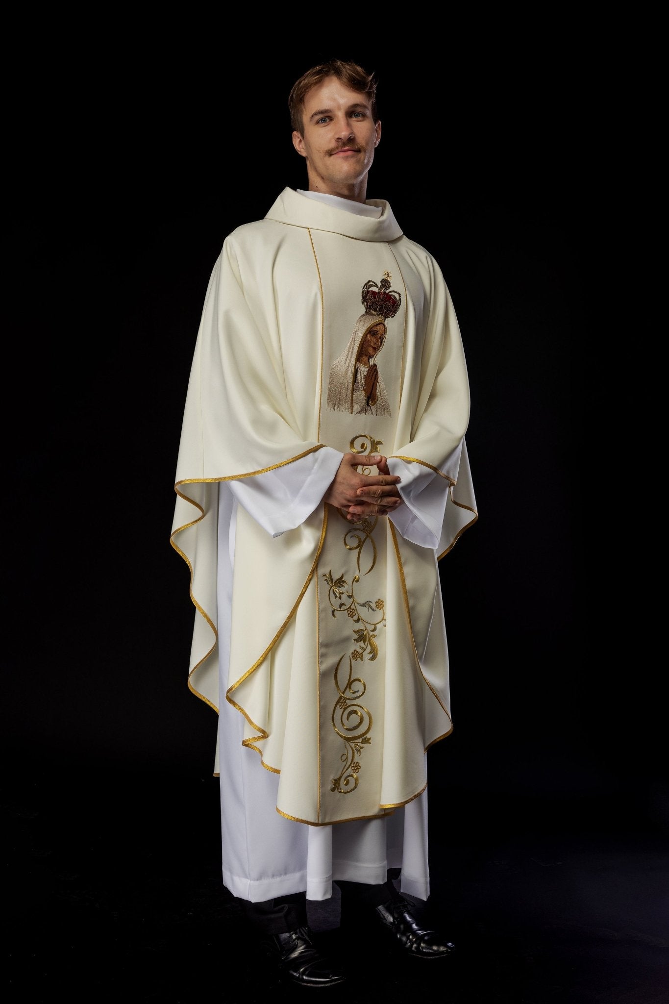 Chasuble with Our Lady of Fatima embroidery KOW2/005/05/01 - HAFTINAUSA.COM