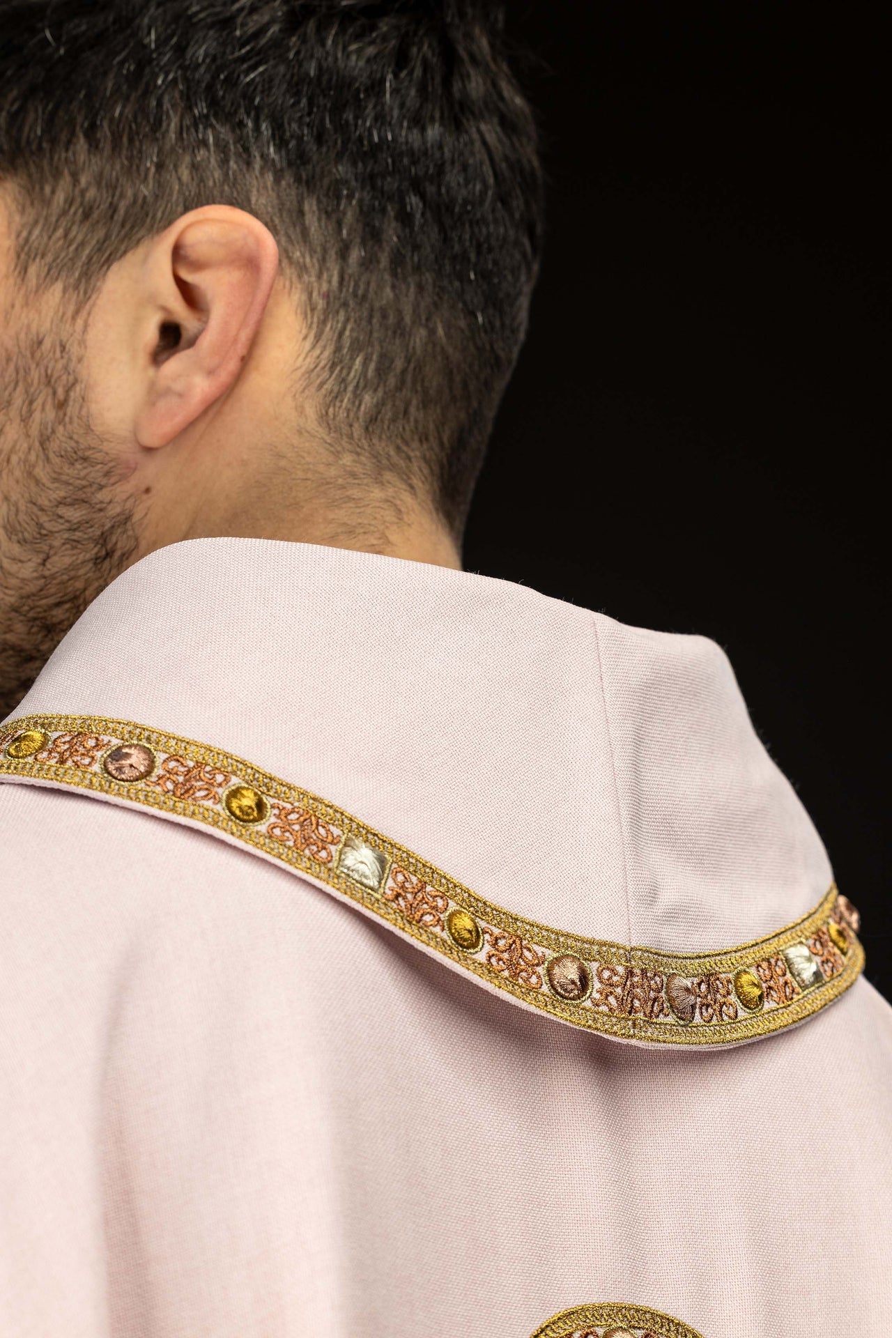 Chasuble with pink trim around the IHS embroidery and collar S-7073-08-70 - CHASUBLES.COM