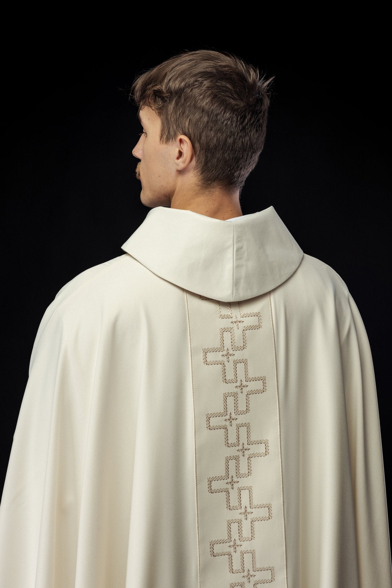 Chasuble with richly embroidered orphrey in embroidery of crosses in ecru color S - 7060 - 05 - 53 - HAFTINAUSA.COM