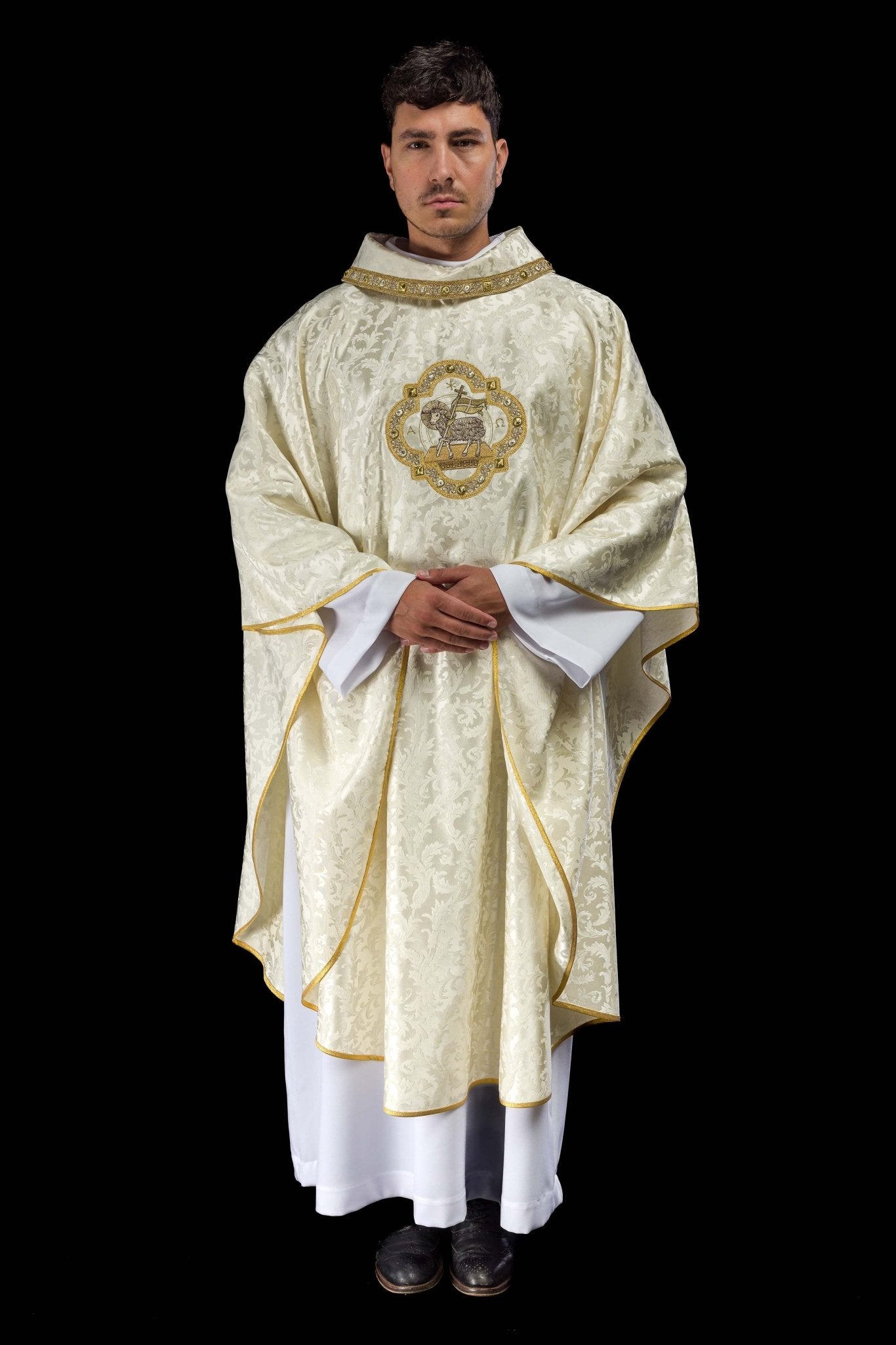 Chasuble with the Lamb of God for Easter made of decorative fabric S-7072-05-88 - CHASUBLES.COM