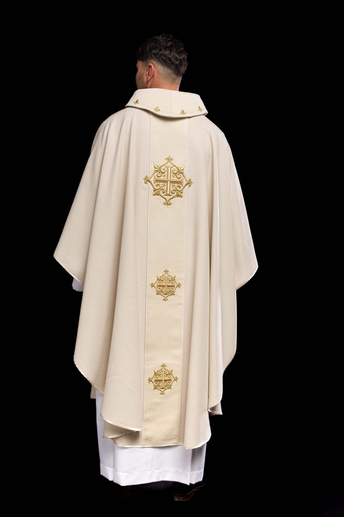 Chasuble with Velvet Ecru Band and Cross Embroidery LE/7030/05 - HAFTINAUSA.COM
