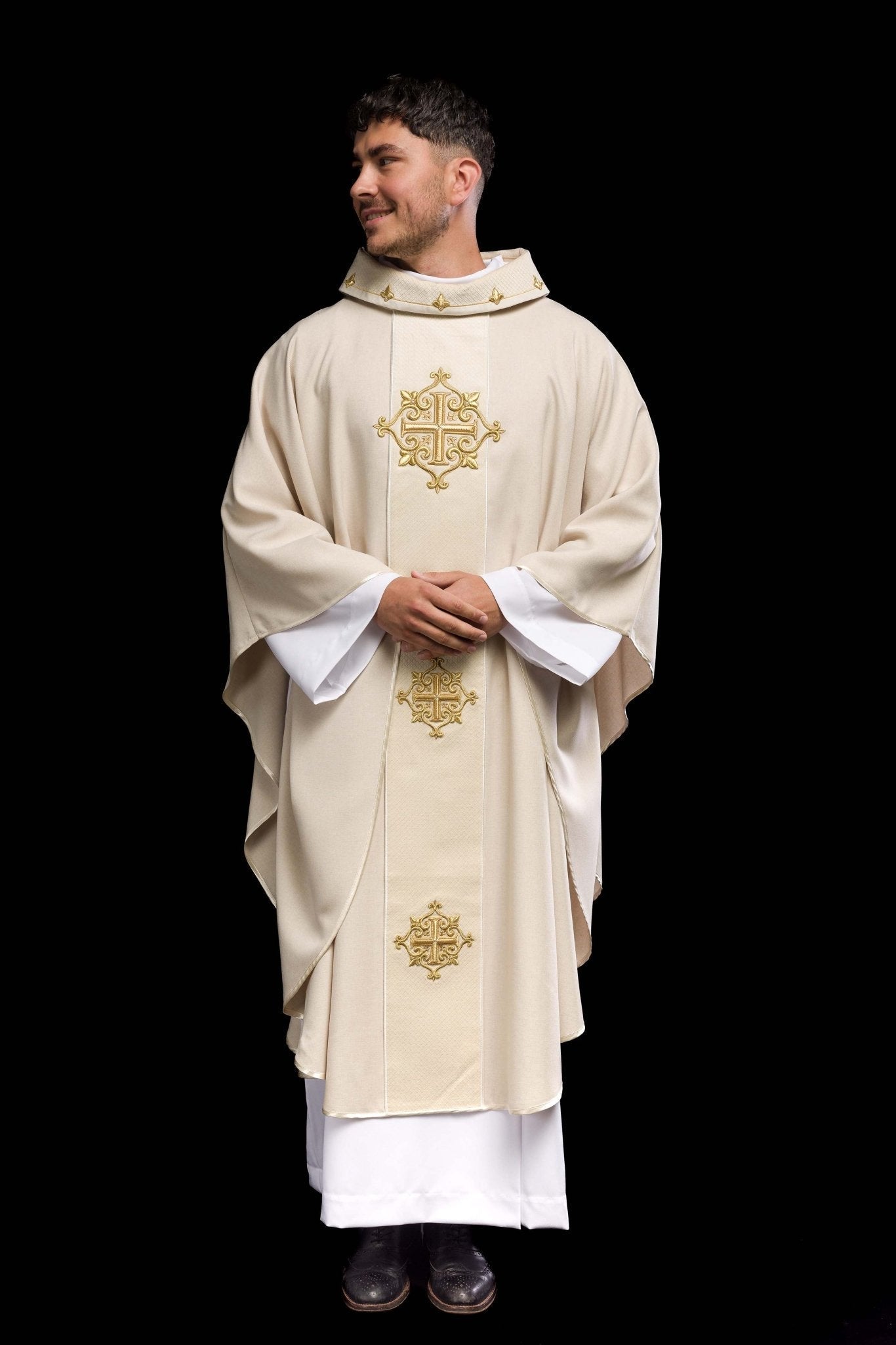 Chasuble with Velvet Ecru Band and Cross Embroidery LE/7030/05 - HAFTINAUSA.COM