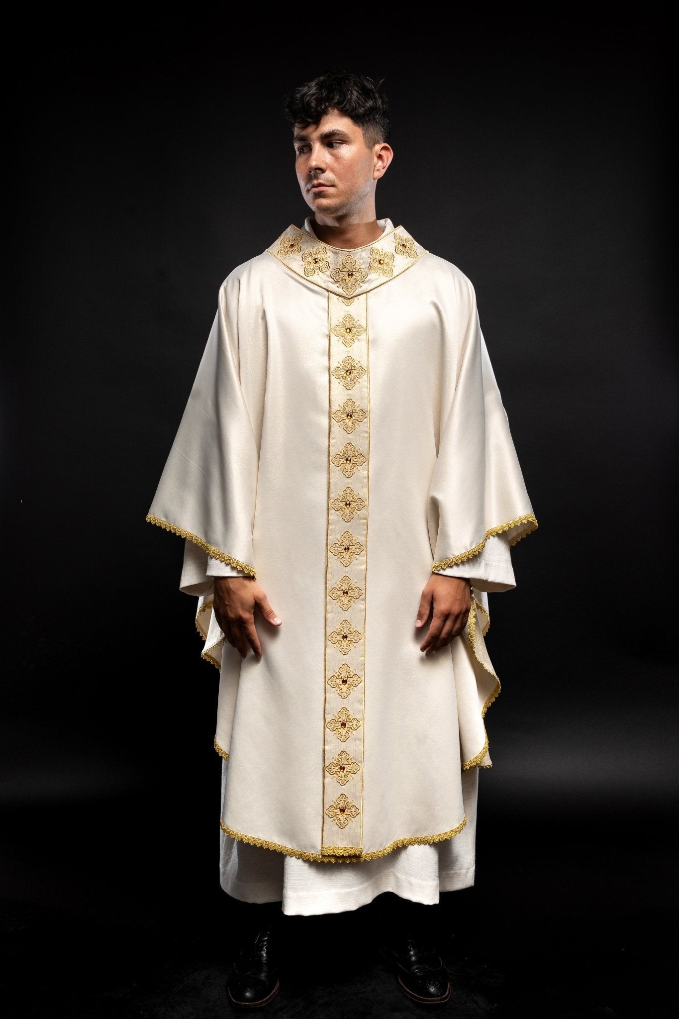 Classic ivory priest robe with decorative stones S - 7056 - 05 - 54 - HAFTINAUSA.COM