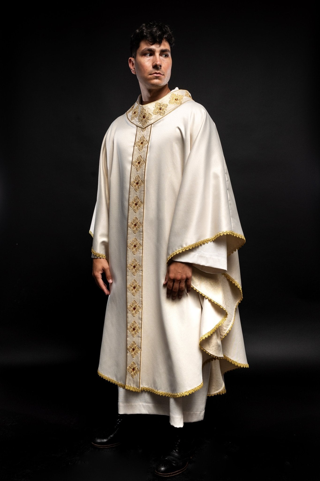 Classic ivory priest robe with decorative stones S - 7056 - 05 - 54 - HAFTINAUSA.COM
