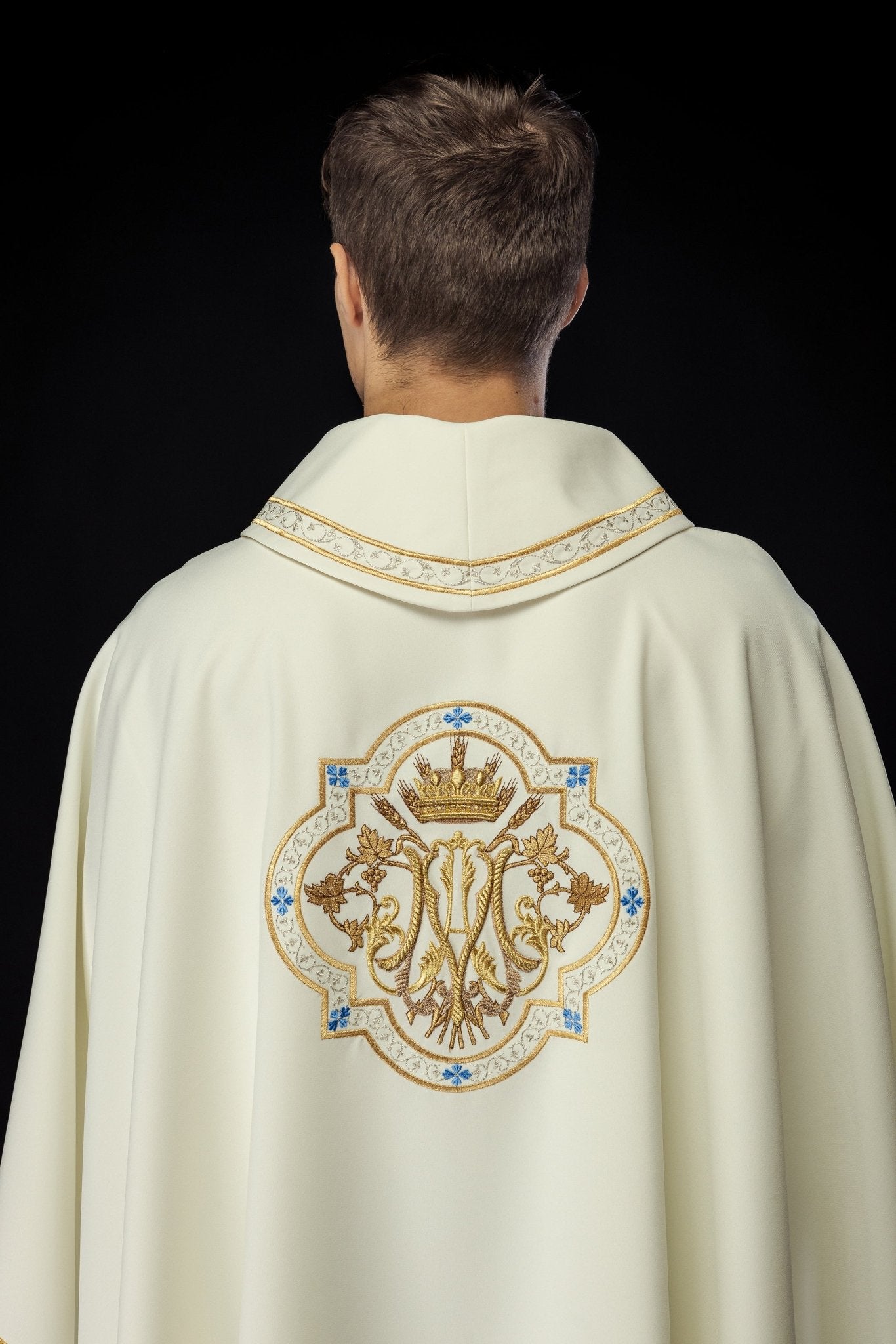 Classic marian chasuble in ivory KOR/393/05/01 - HAFTINAUSA.COM