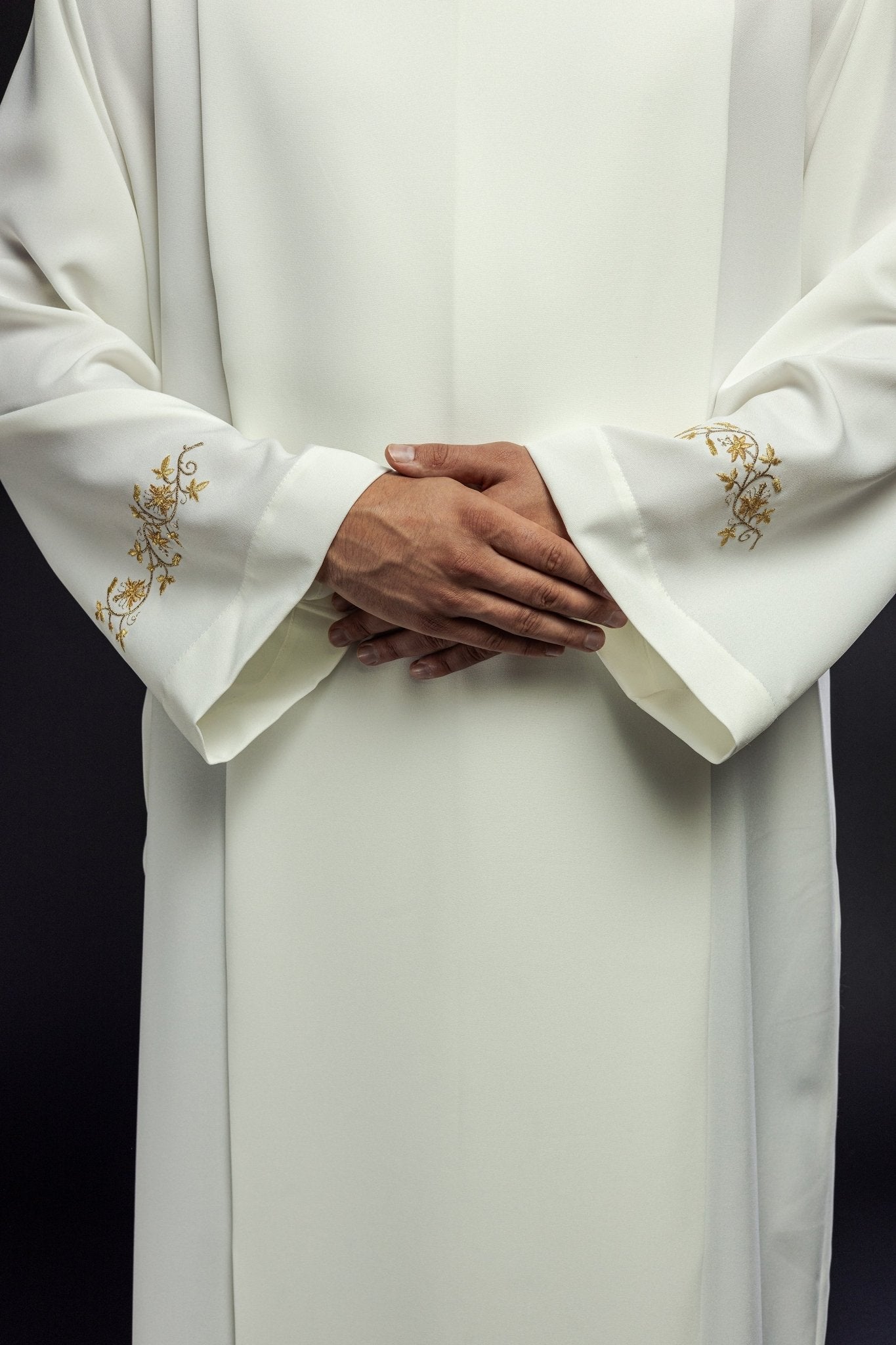 Clergy Alb with neck collar KAB/005/05/12 135cm/164cm - HAFTINAUSA.COM